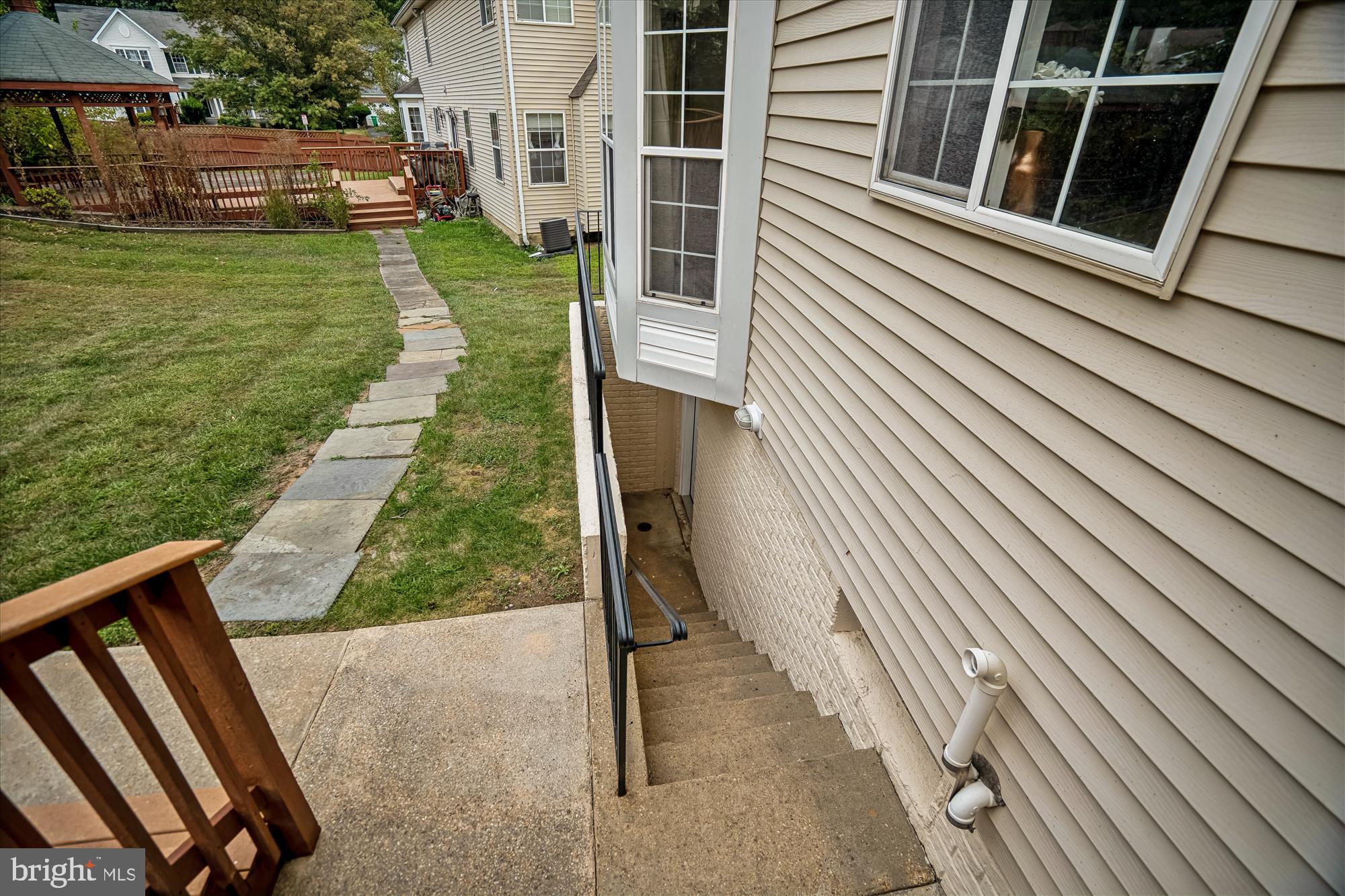 HOLLY HILL FARM - Residential