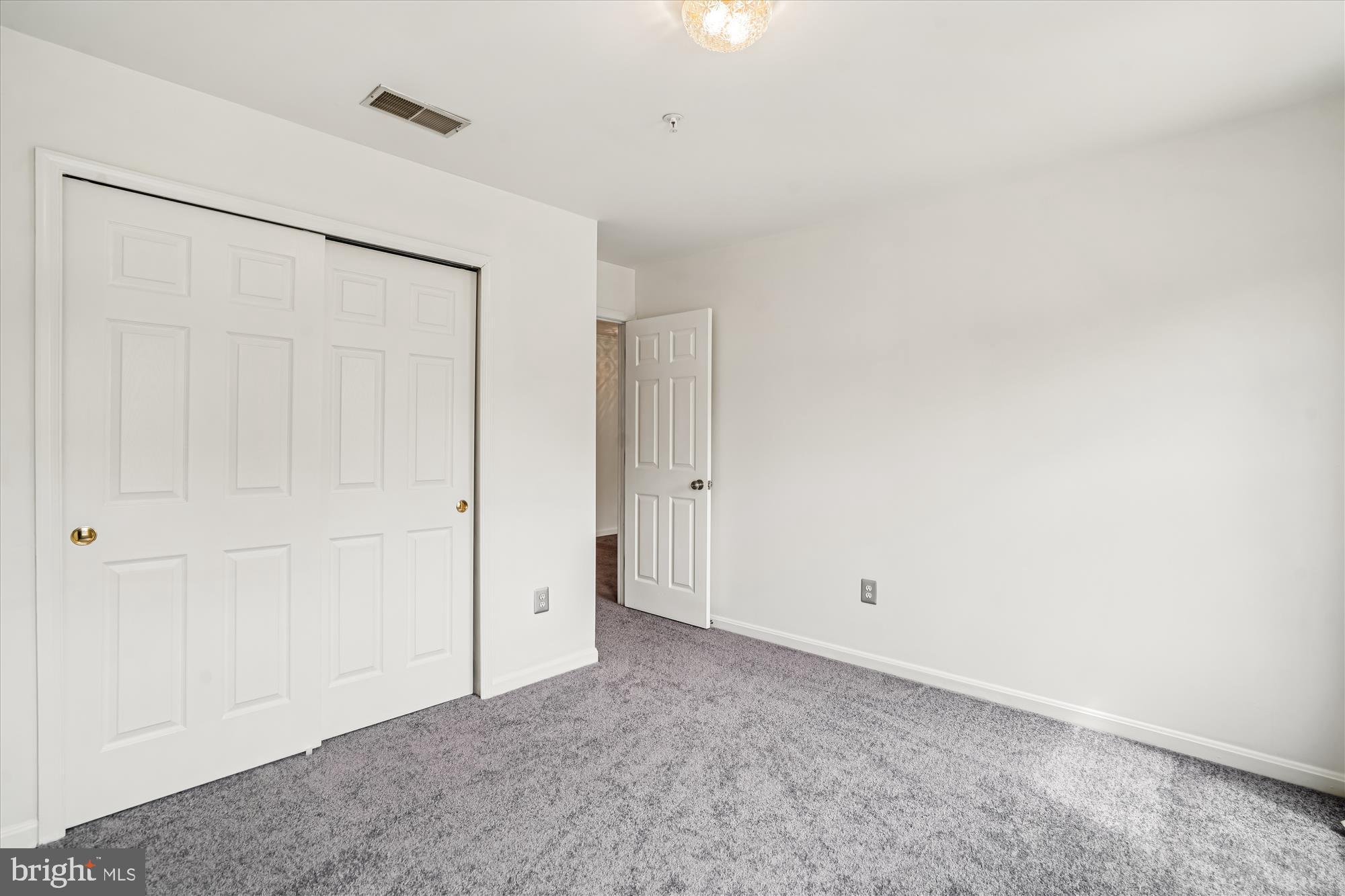 HOLLY HILL FARM - Residential