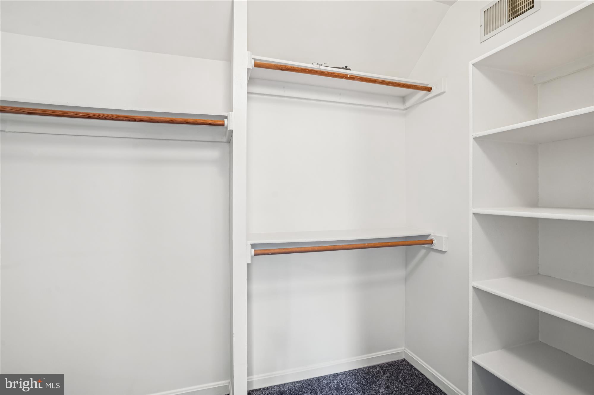 HOLLY HILL FARM - Residential