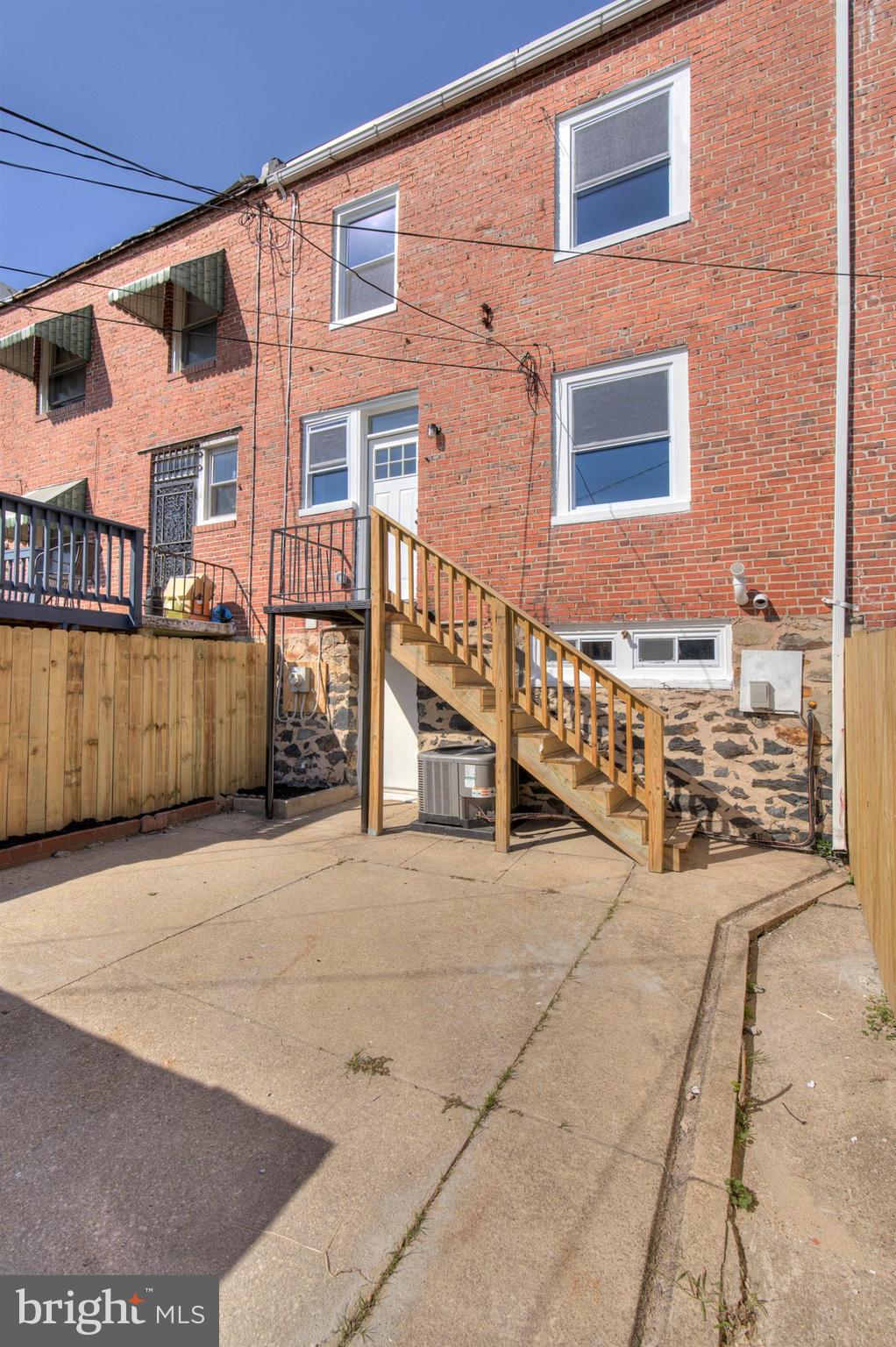 WAVERLY - Residential