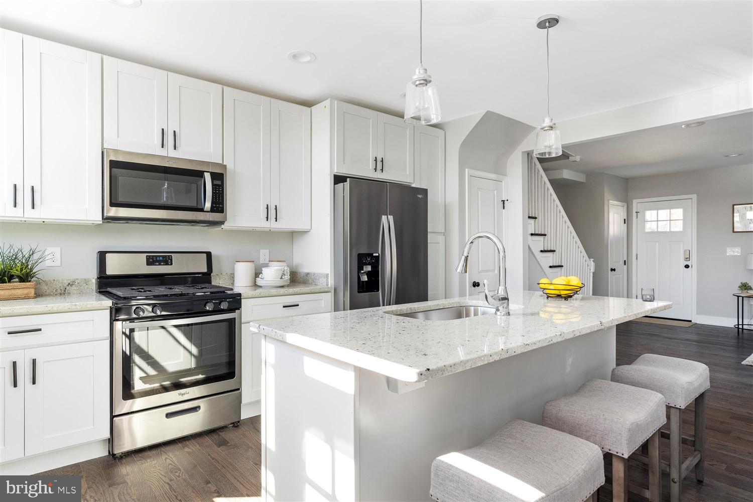 WAVERLY - Residential