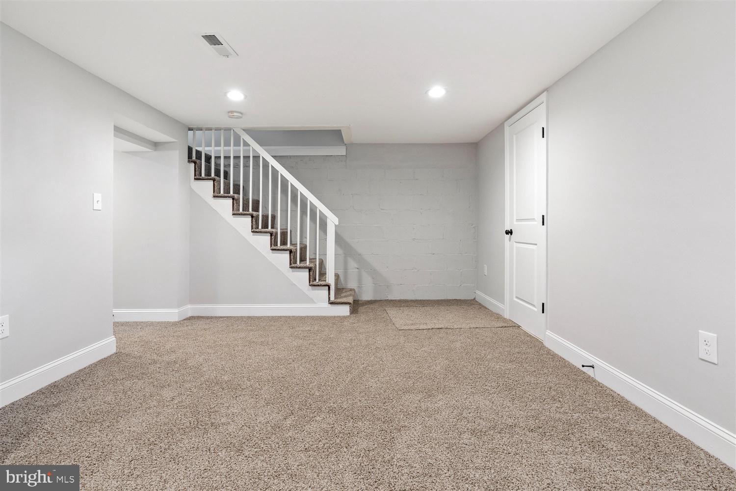 WAVERLY - Residential