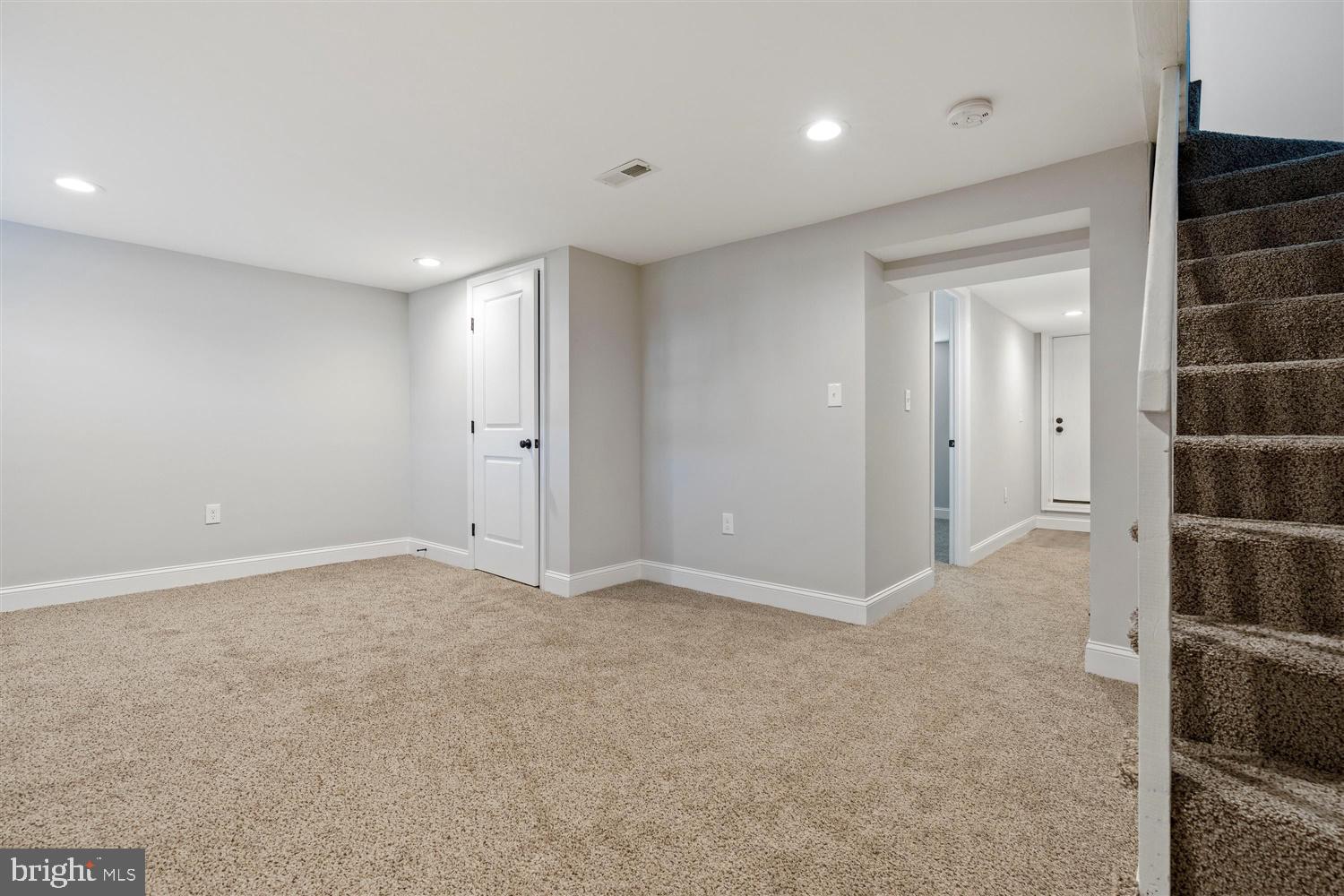 WAVERLY - Residential