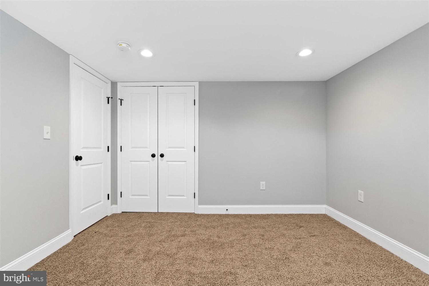 WAVERLY - Residential