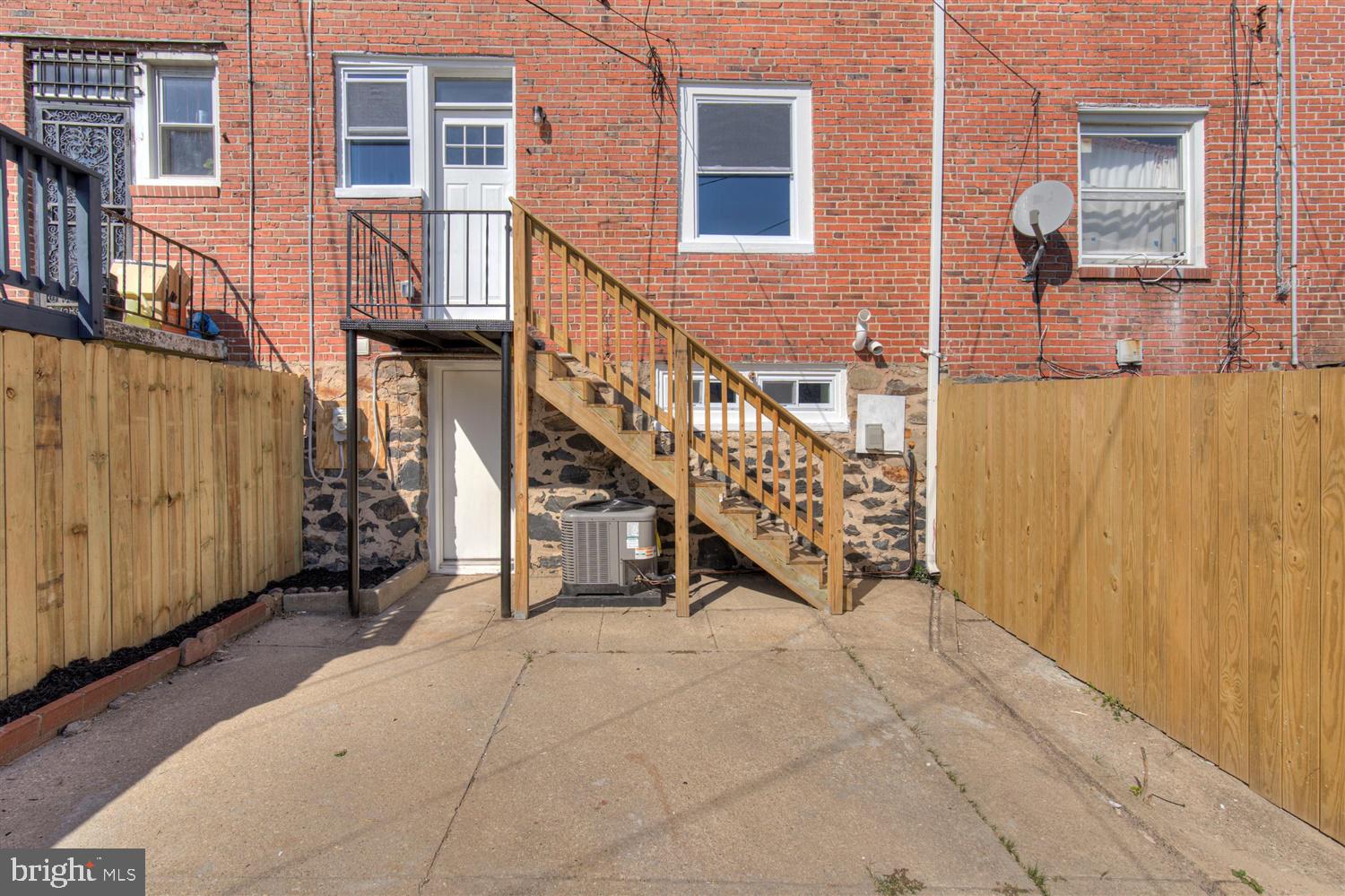 WAVERLY - Residential