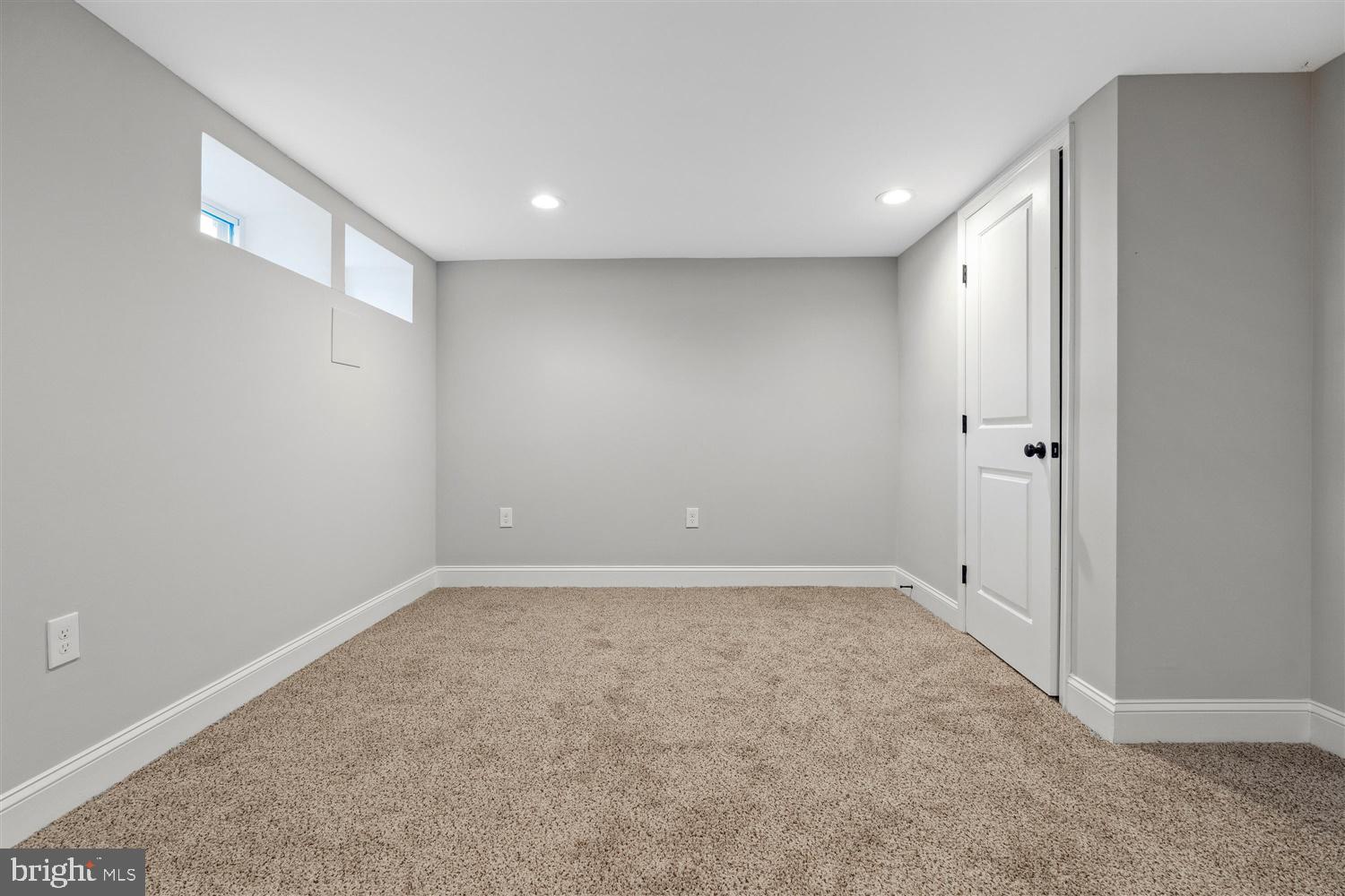 WAVERLY - Residential