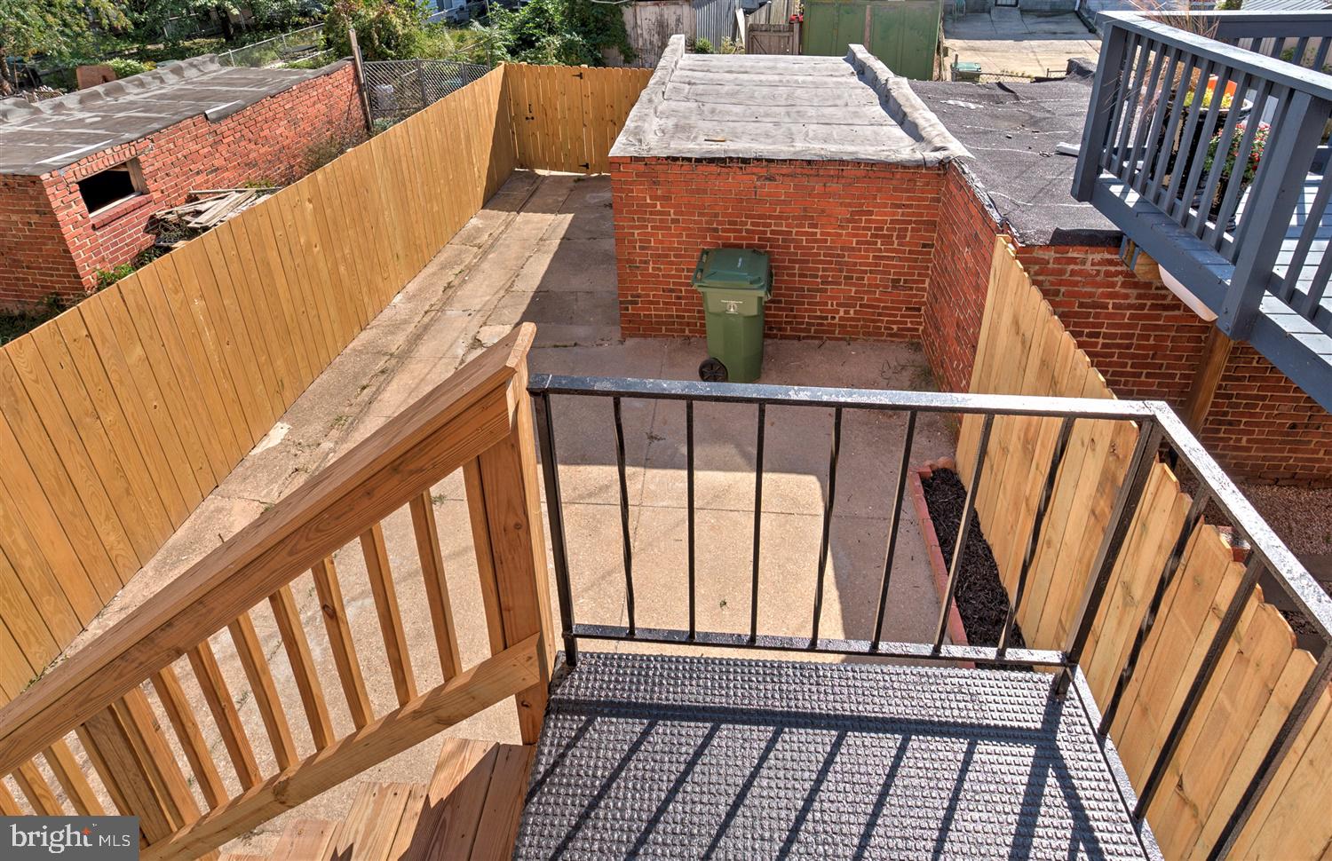 WAVERLY - Residential