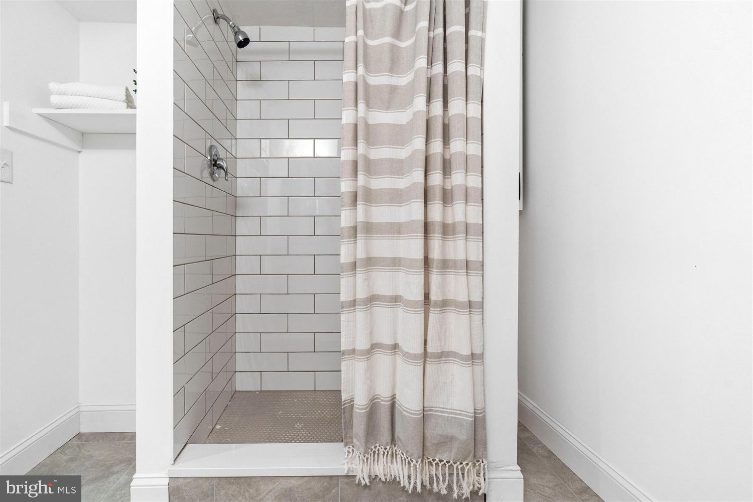 WAVERLY - Residential