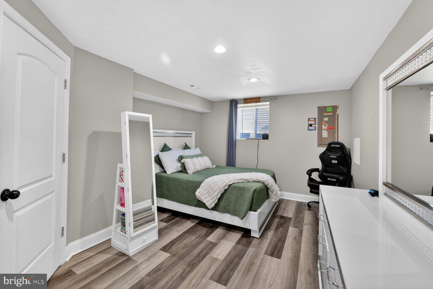 BRIEN RUN VILLAGE - Residential