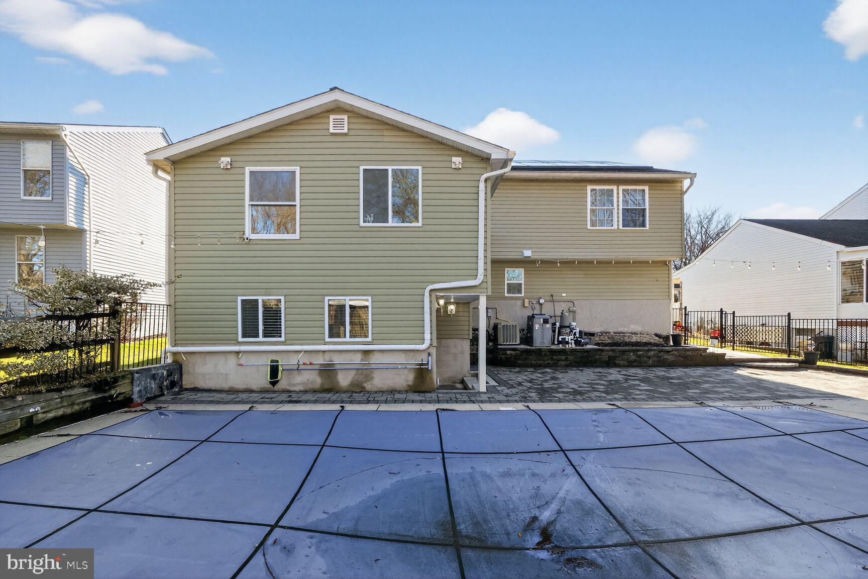 BRIEN RUN VILLAGE - Residential