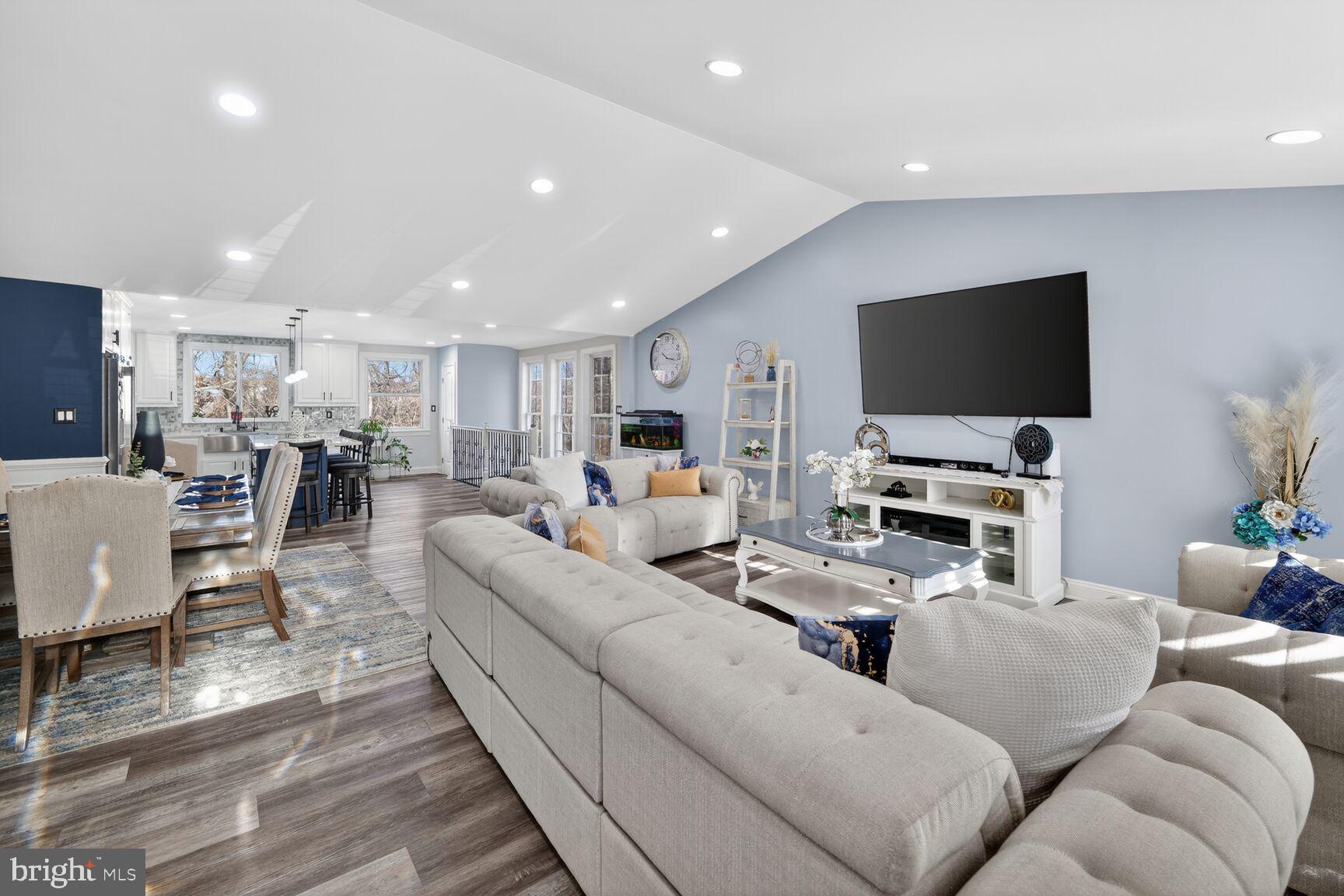 BRIEN RUN VILLAGE - Residential