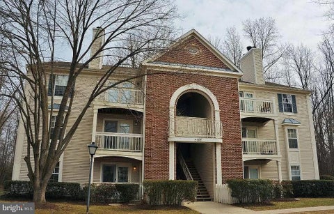 Photo of 5708 Shadwell Court #101, ALEXANDRIA, VA 22309 (MLS # VAFX2333166)