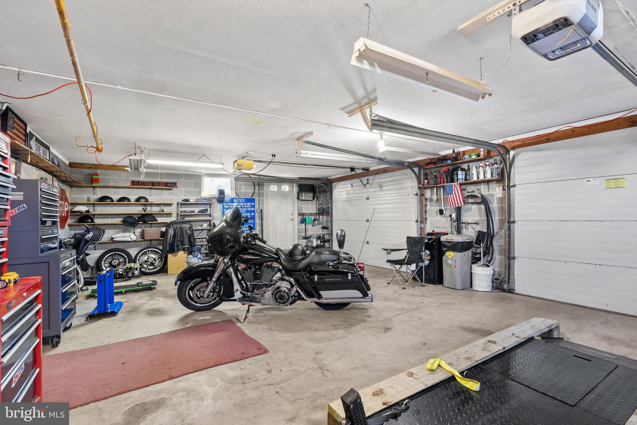 ABINGTON - Commercial Sale