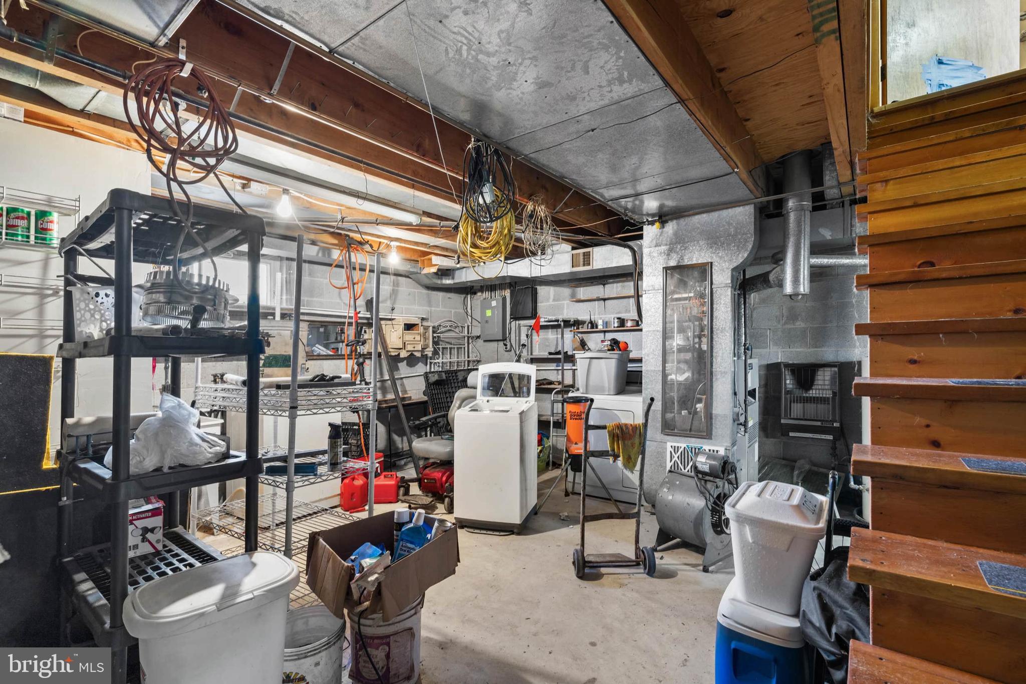 ABINGTON - Commercial Sale