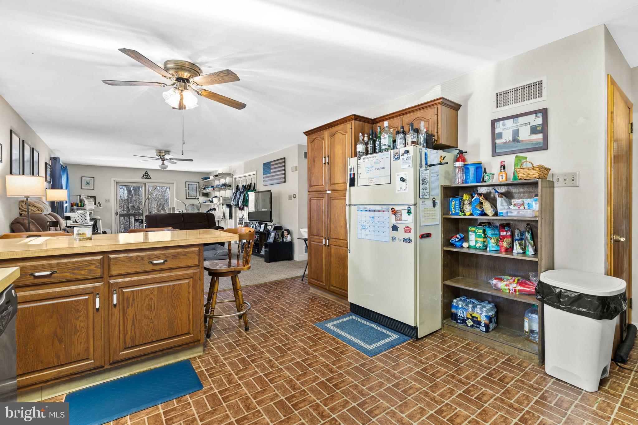 ABINGTON - Commercial Sale