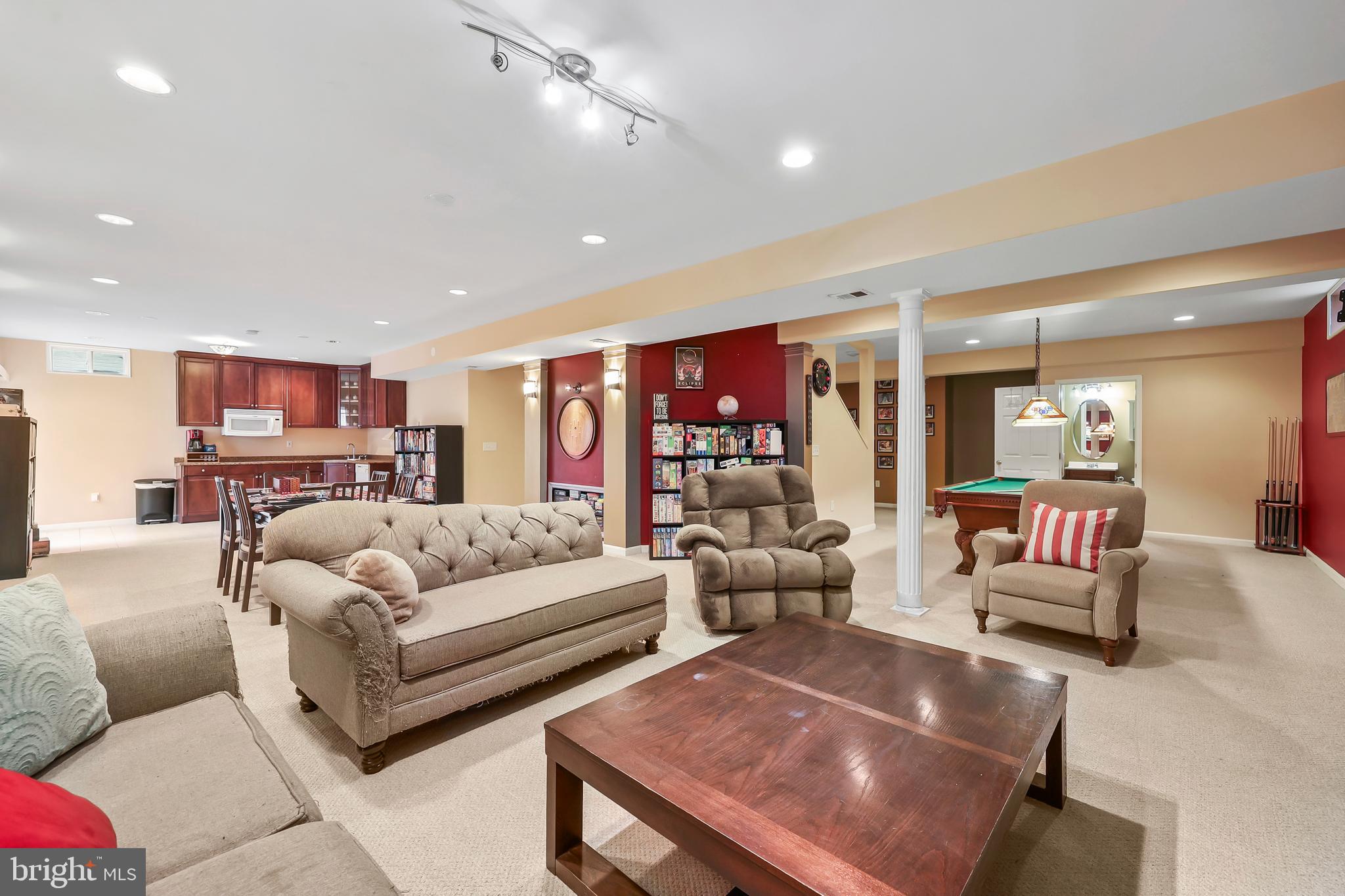 LAUREL HILL LANDBAY - Residential