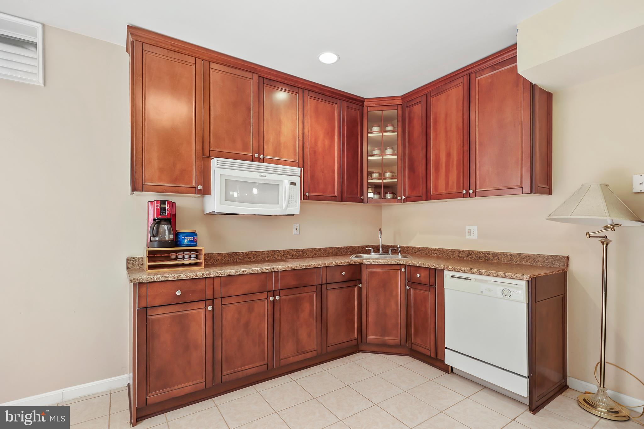 LAUREL HILL LANDBAY - Residential