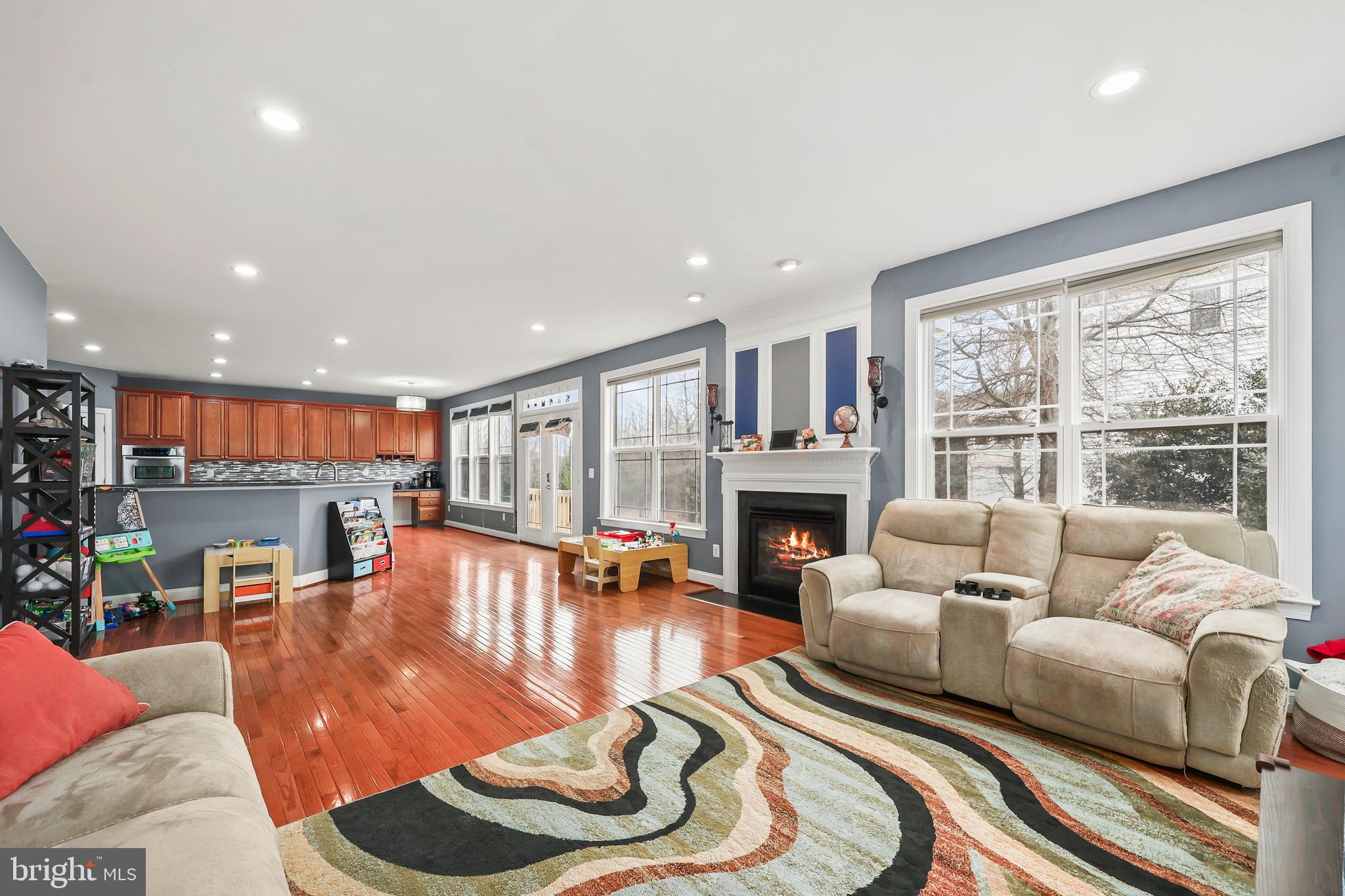 LAUREL HILL LANDBAY - Residential