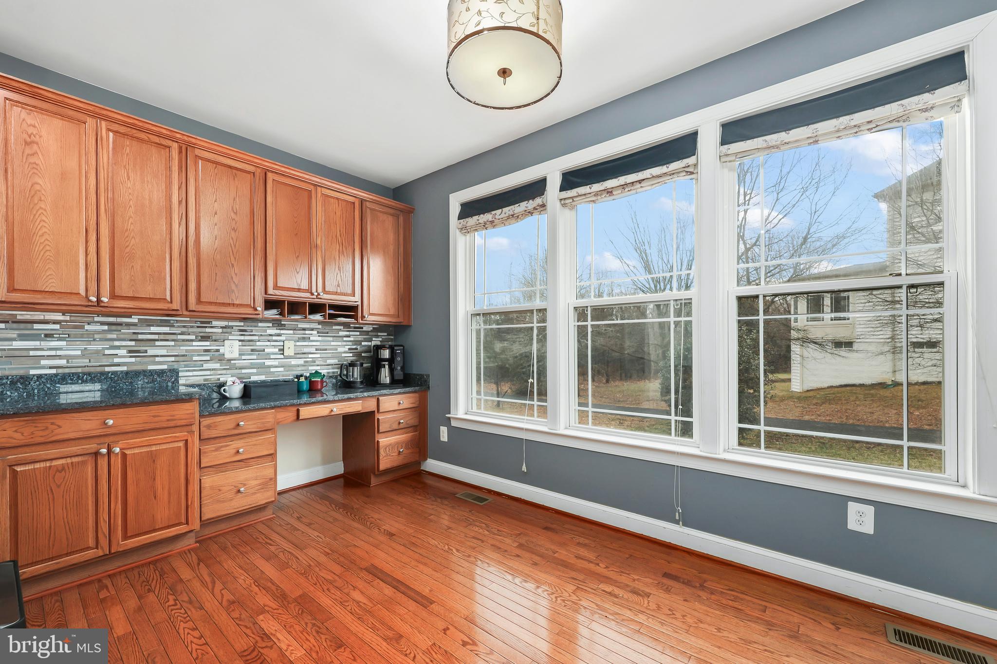 LAUREL HILL LANDBAY - Residential