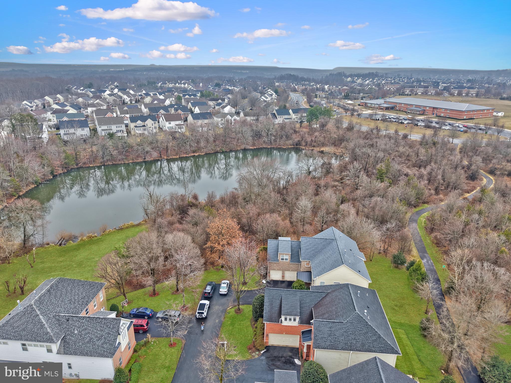 LAUREL HILL LANDBAY - Residential