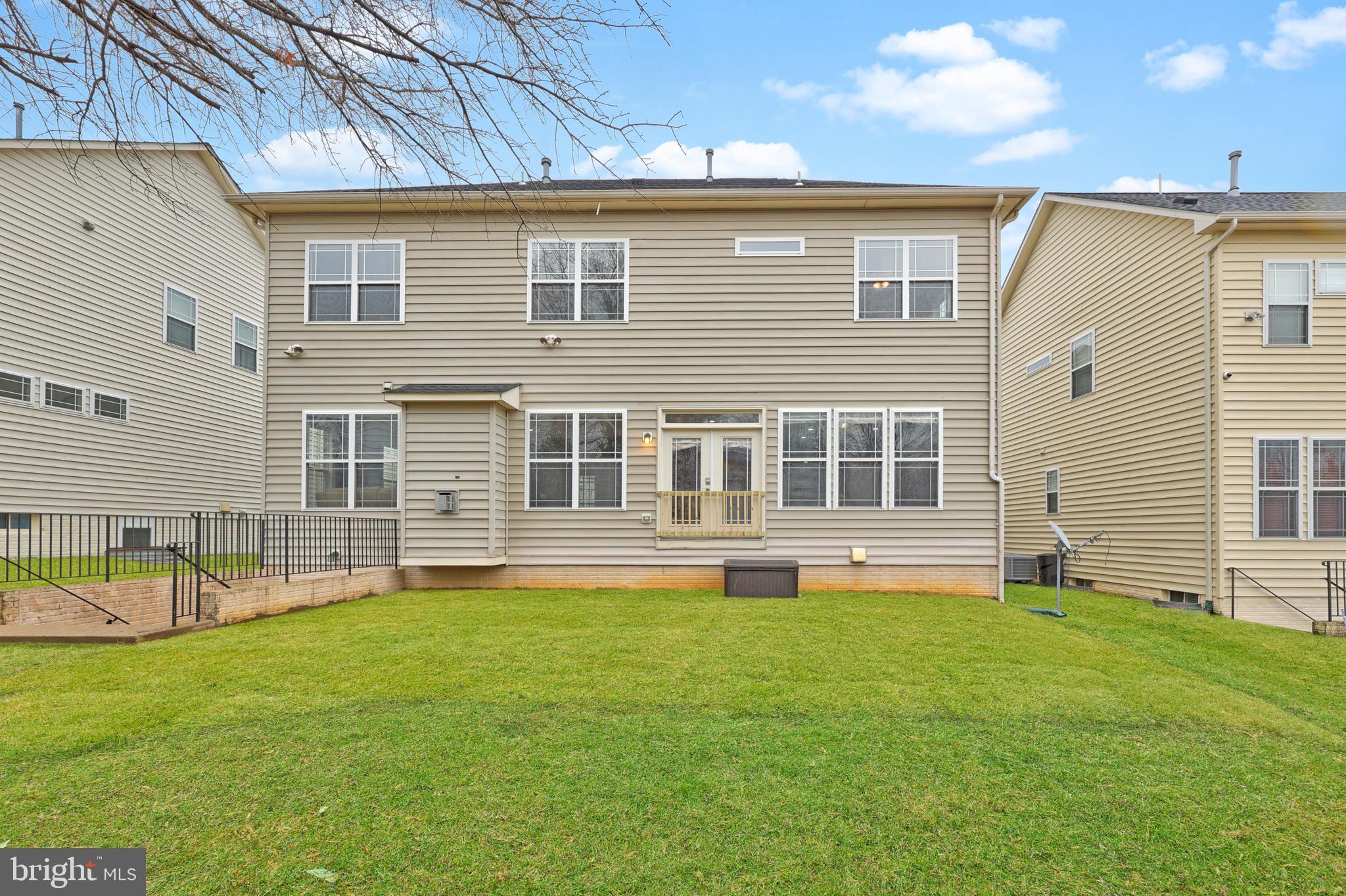 LAUREL HILL LANDBAY - Residential