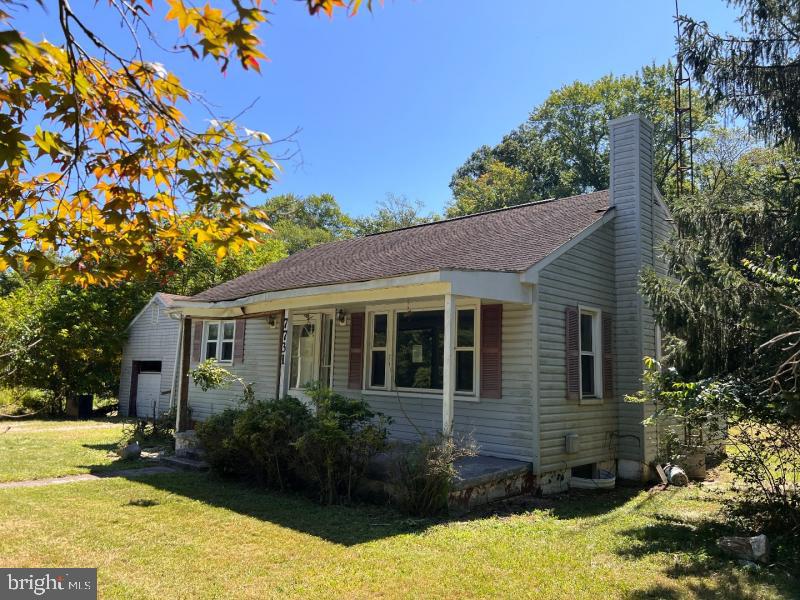7731 BLUE MOUNTAIN ROAD