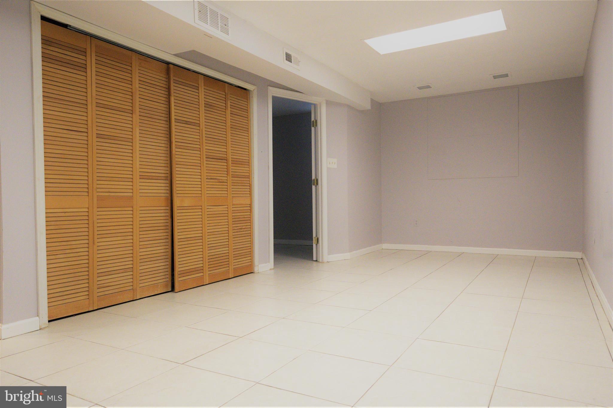 GUILFORD - Residential