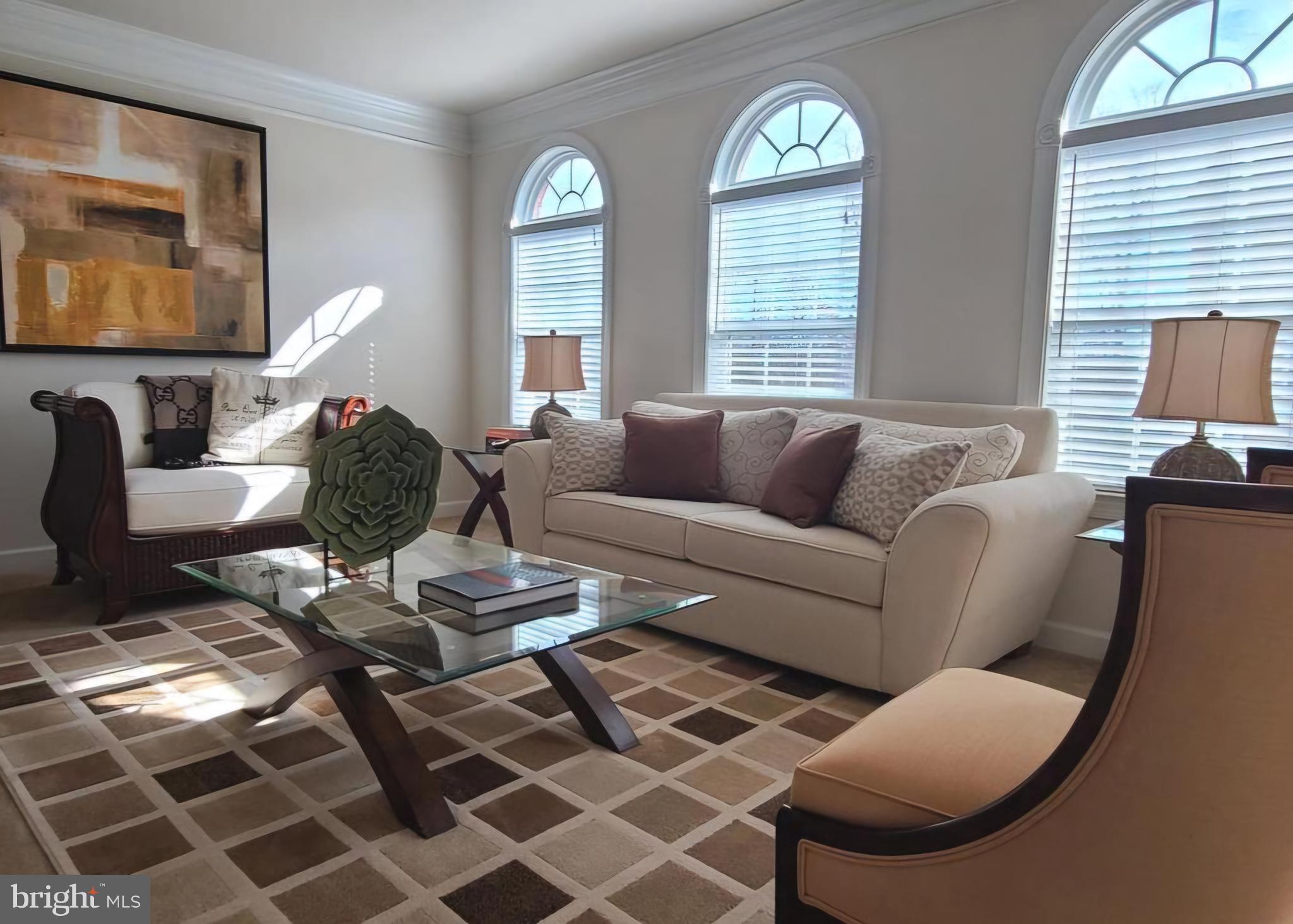 LITTLE RIVER COMMONS - Residential Lease