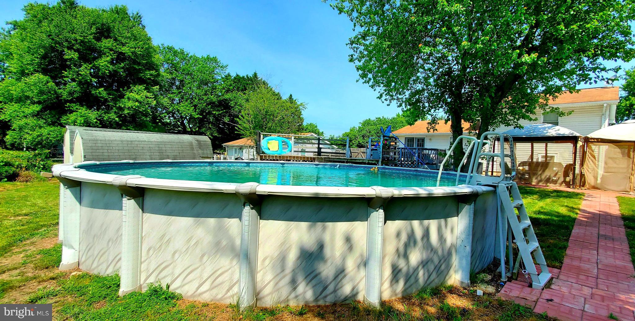 HOLLAWAY ESTATES - Residential