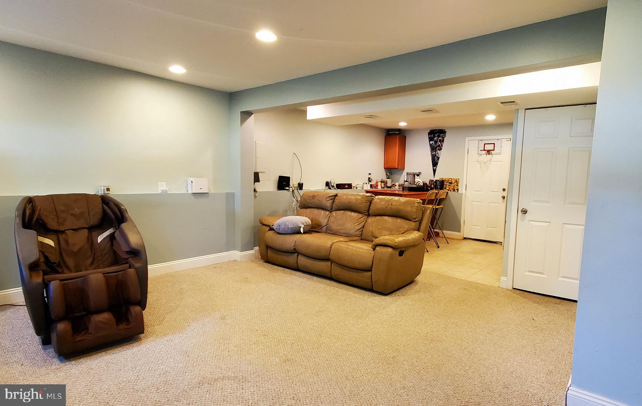 HOLLAWAY ESTATES - Residential