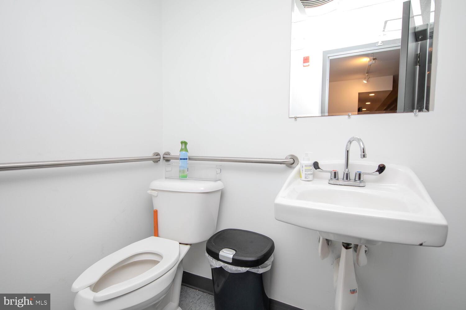 MT AIRY - Commercial Lease