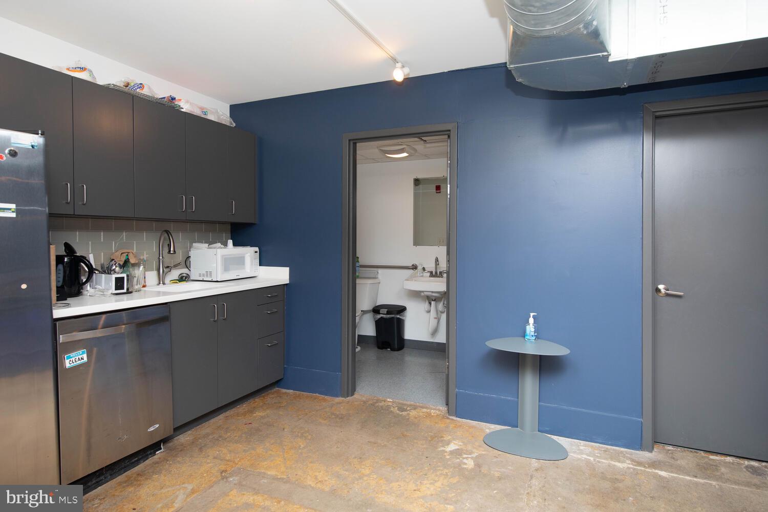 MT AIRY - Commercial Lease