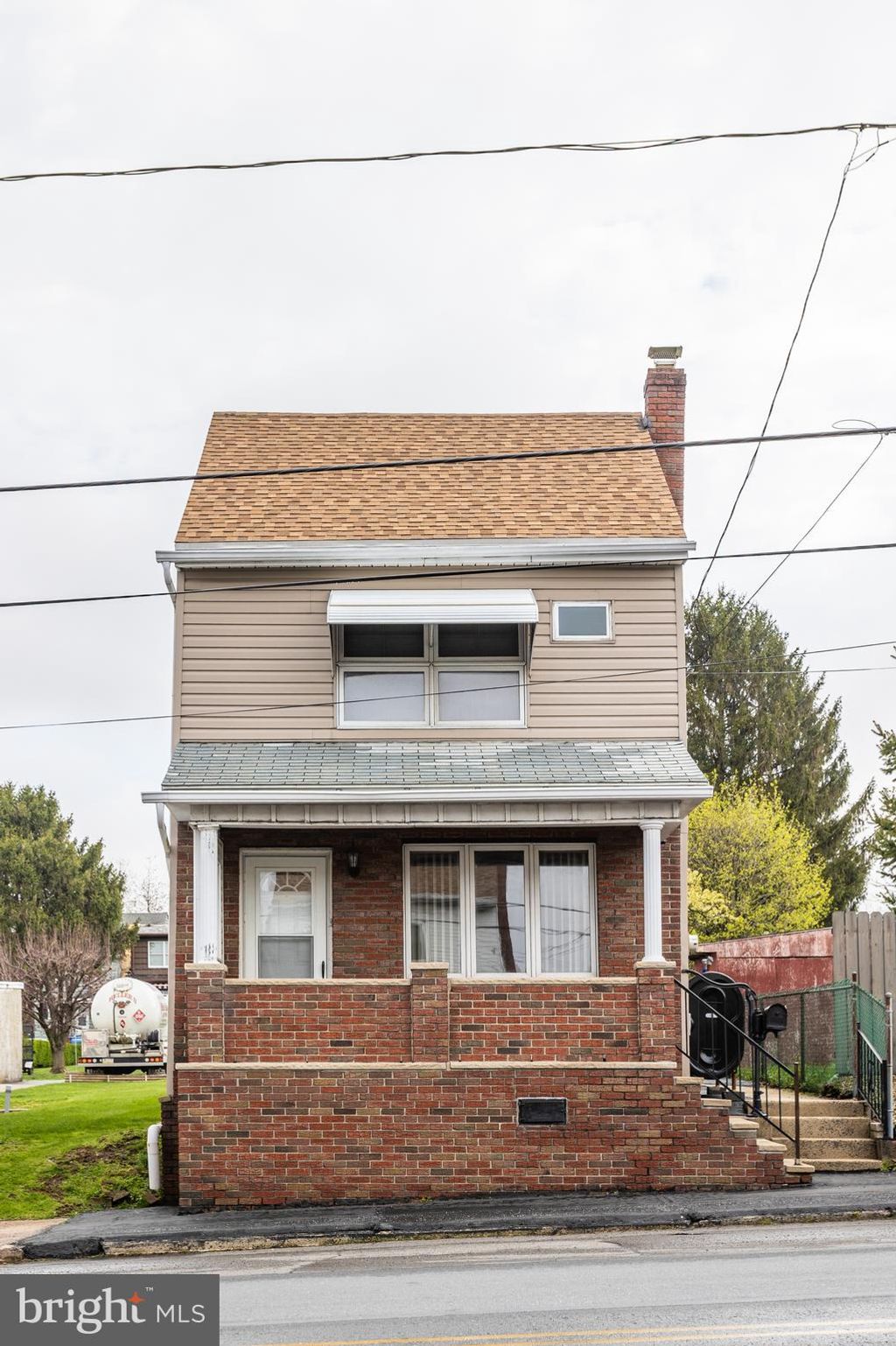Photo of 333 S Lehigh Avenue, FRACKVILLE, PA 17931 (MLS # PASK2026754)
