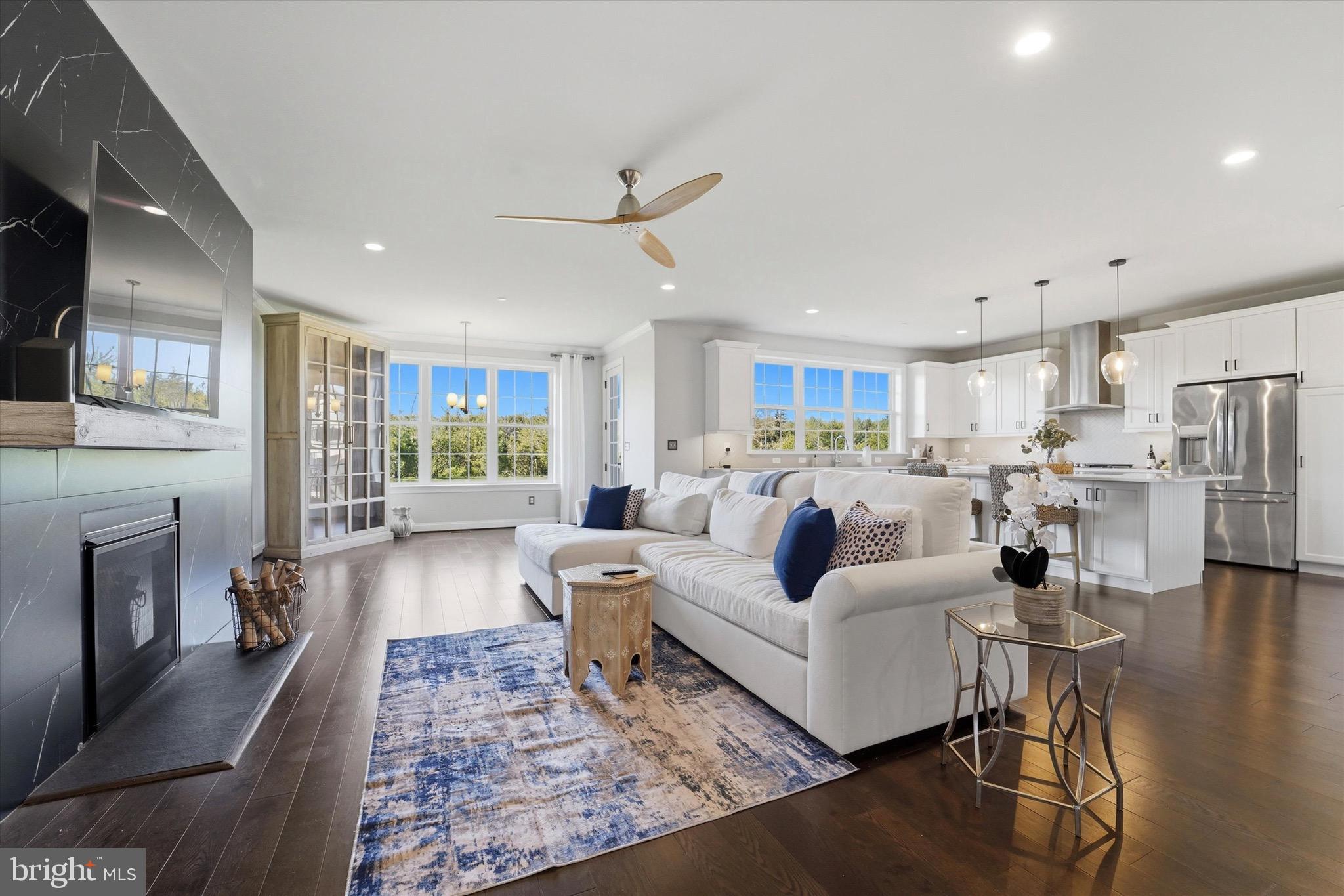 RESERVE AT CREEKSIDE - Residential