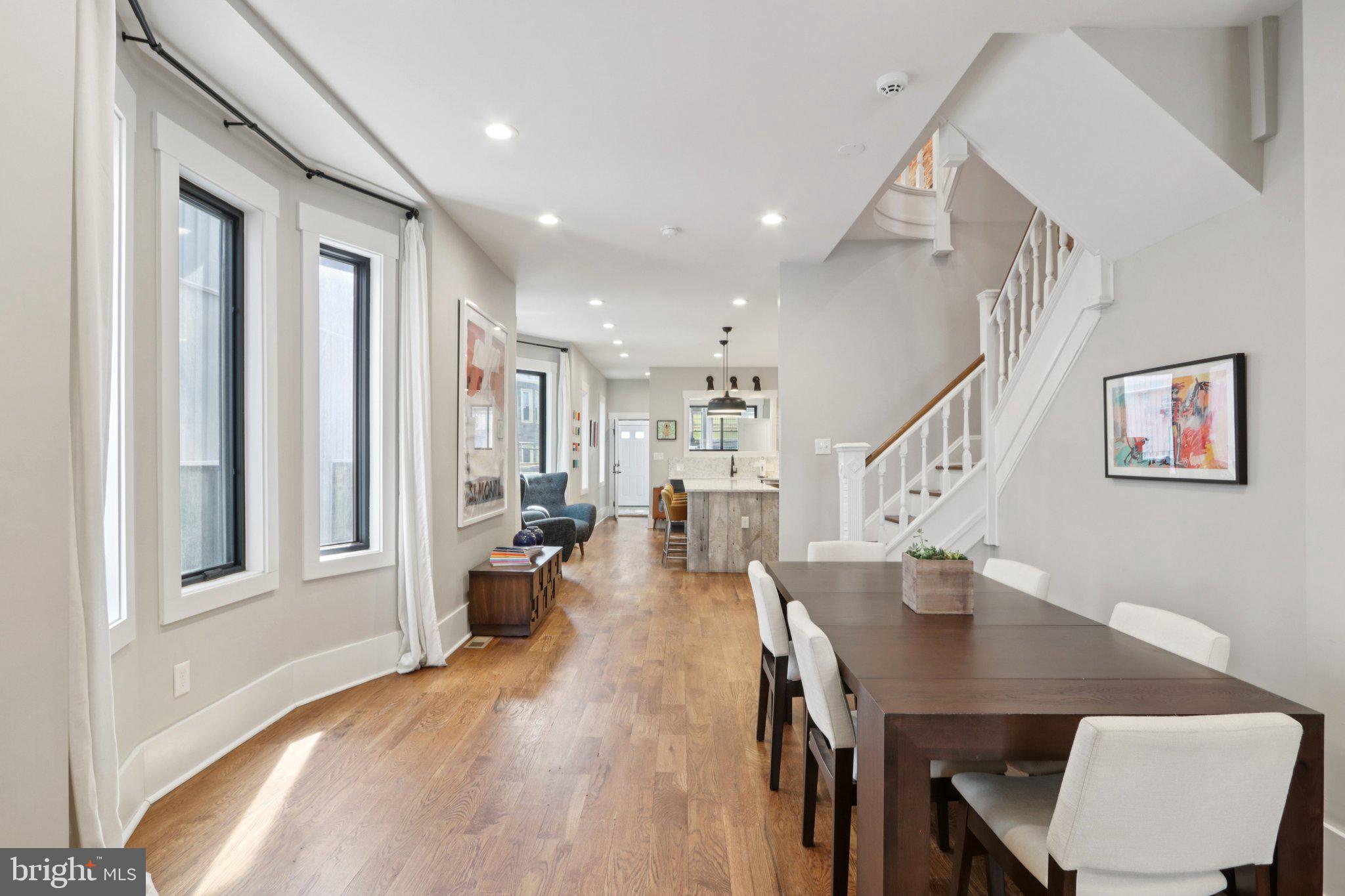 UNIVERSITY CITY - Residential