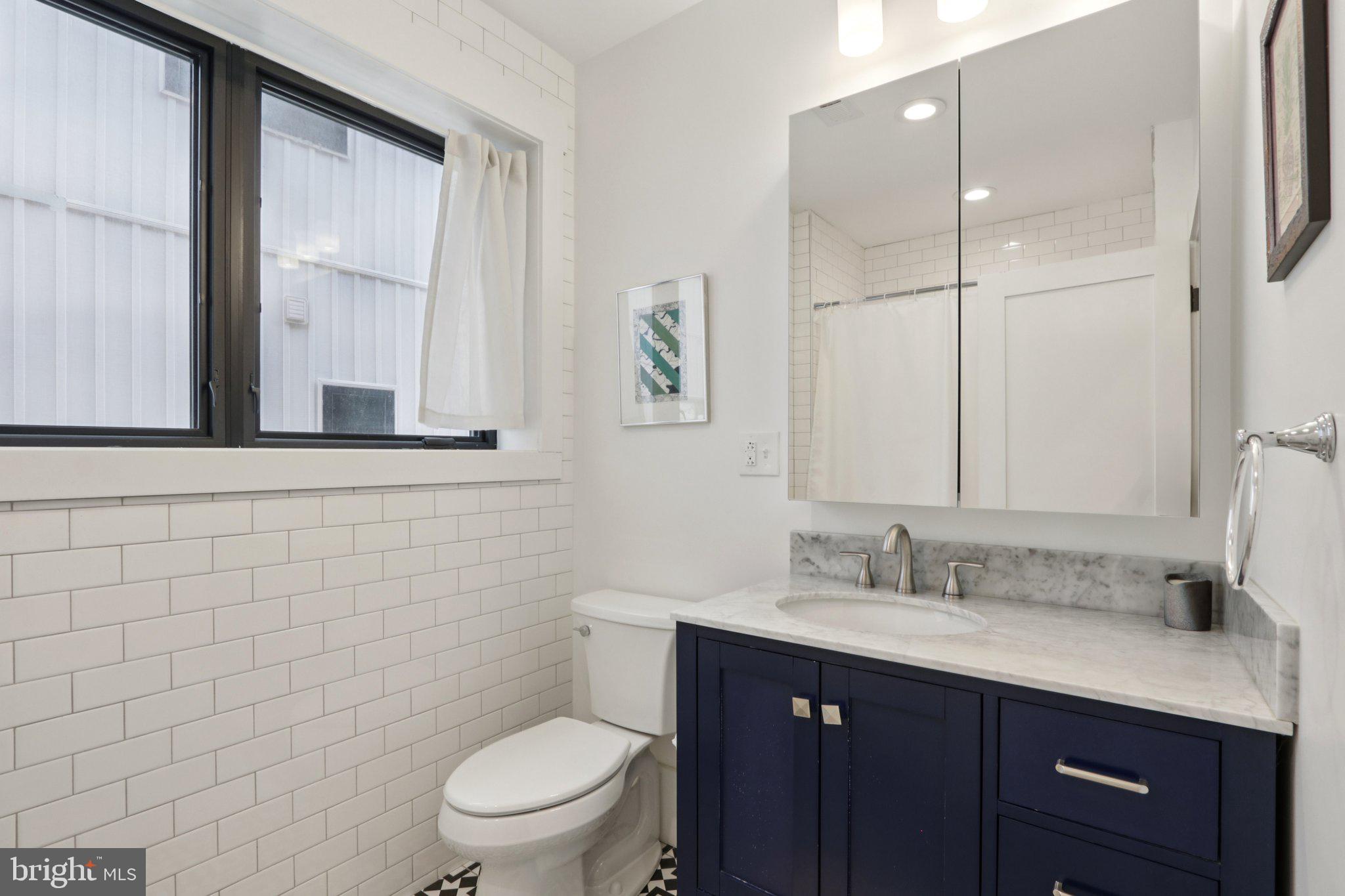 UNIVERSITY CITY - Residential