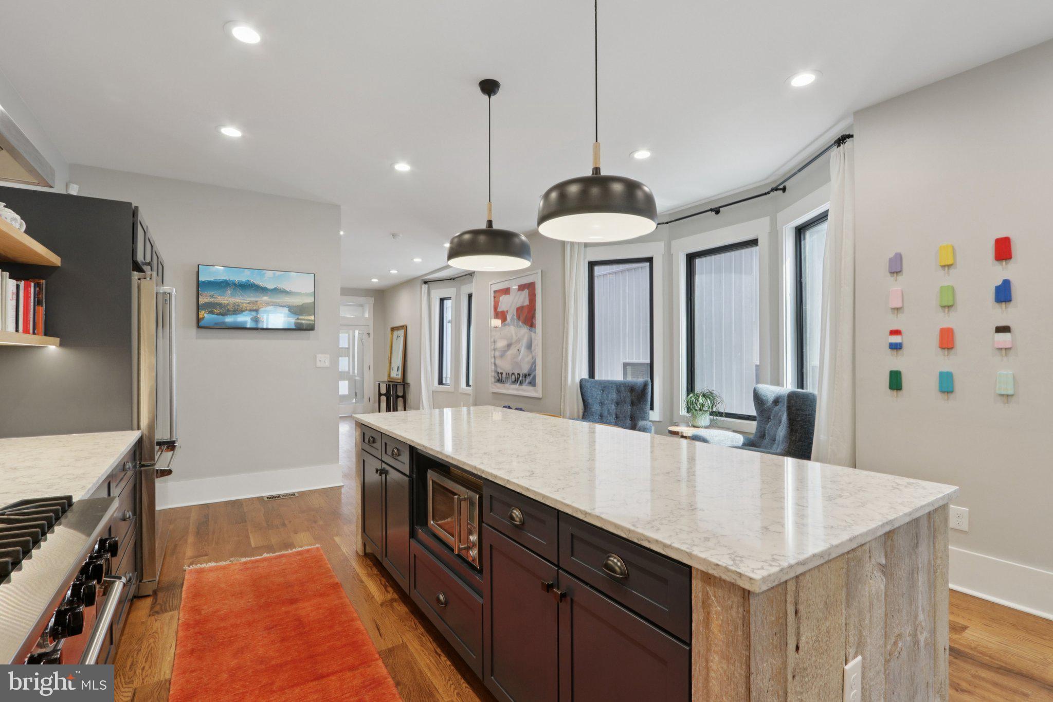 UNIVERSITY CITY - Residential