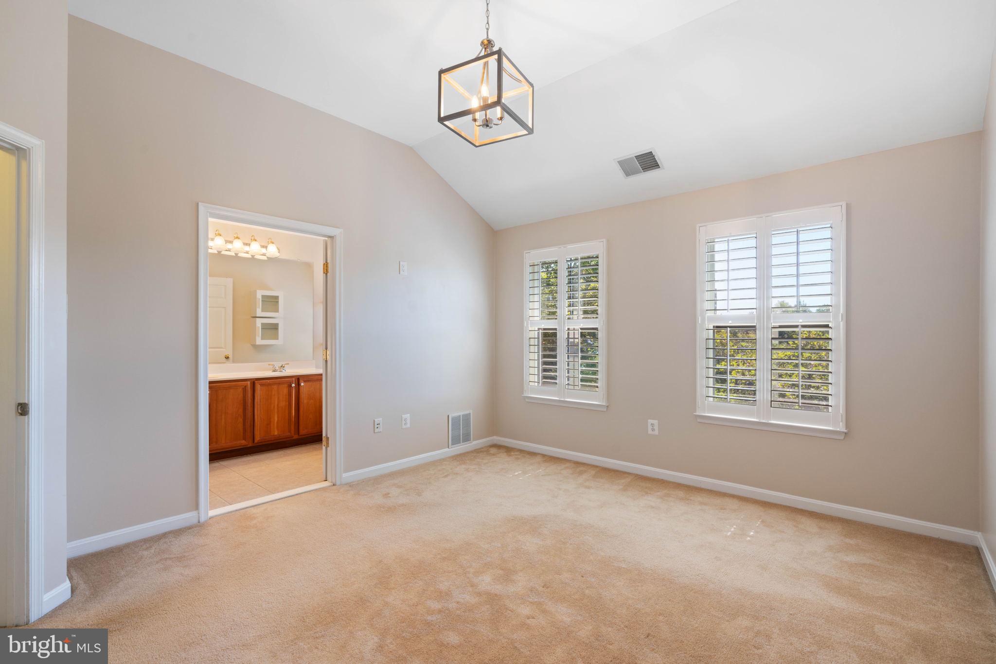 BELMONT TOWN CENTER - Residential