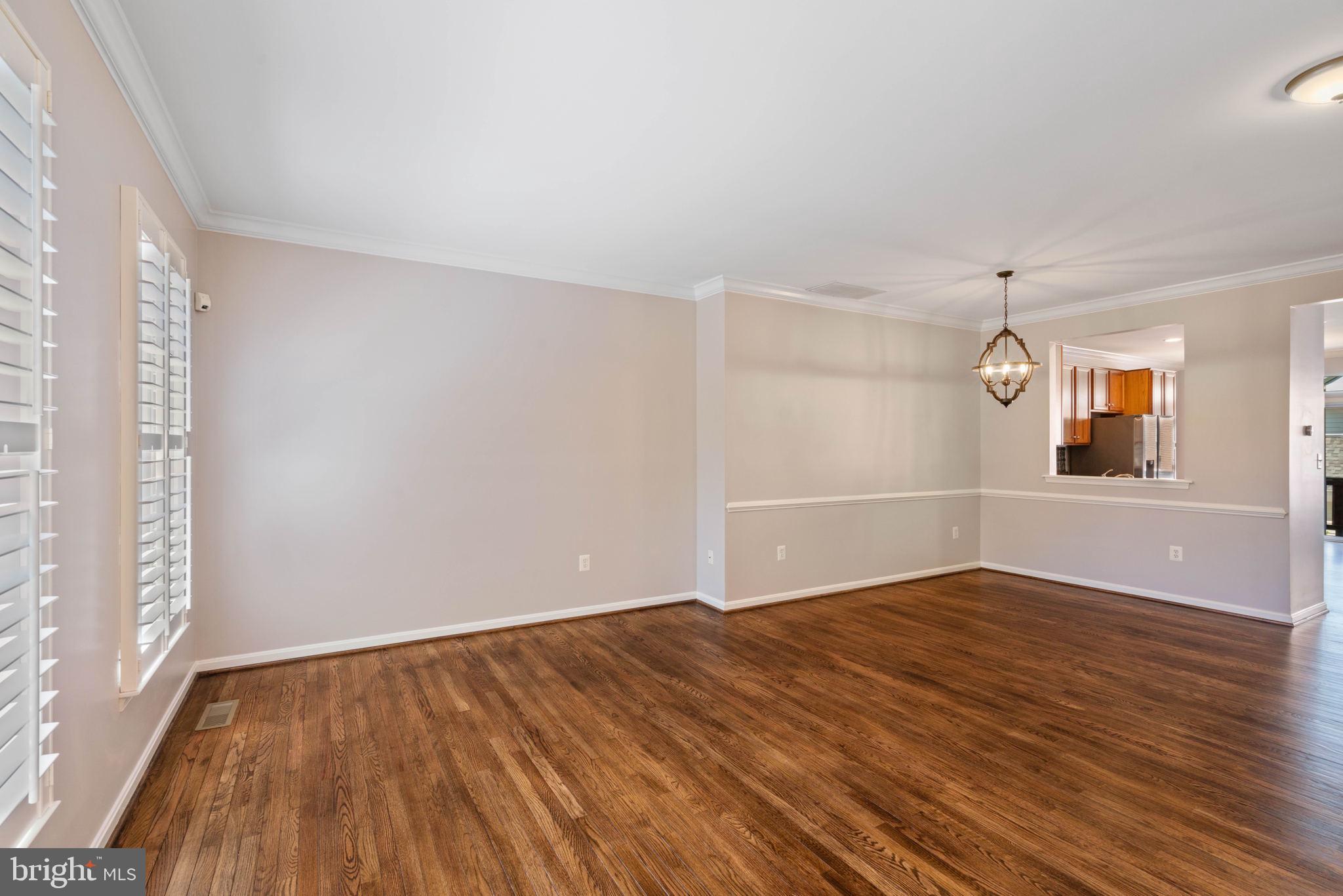 BELMONT TOWN CENTER - Residential