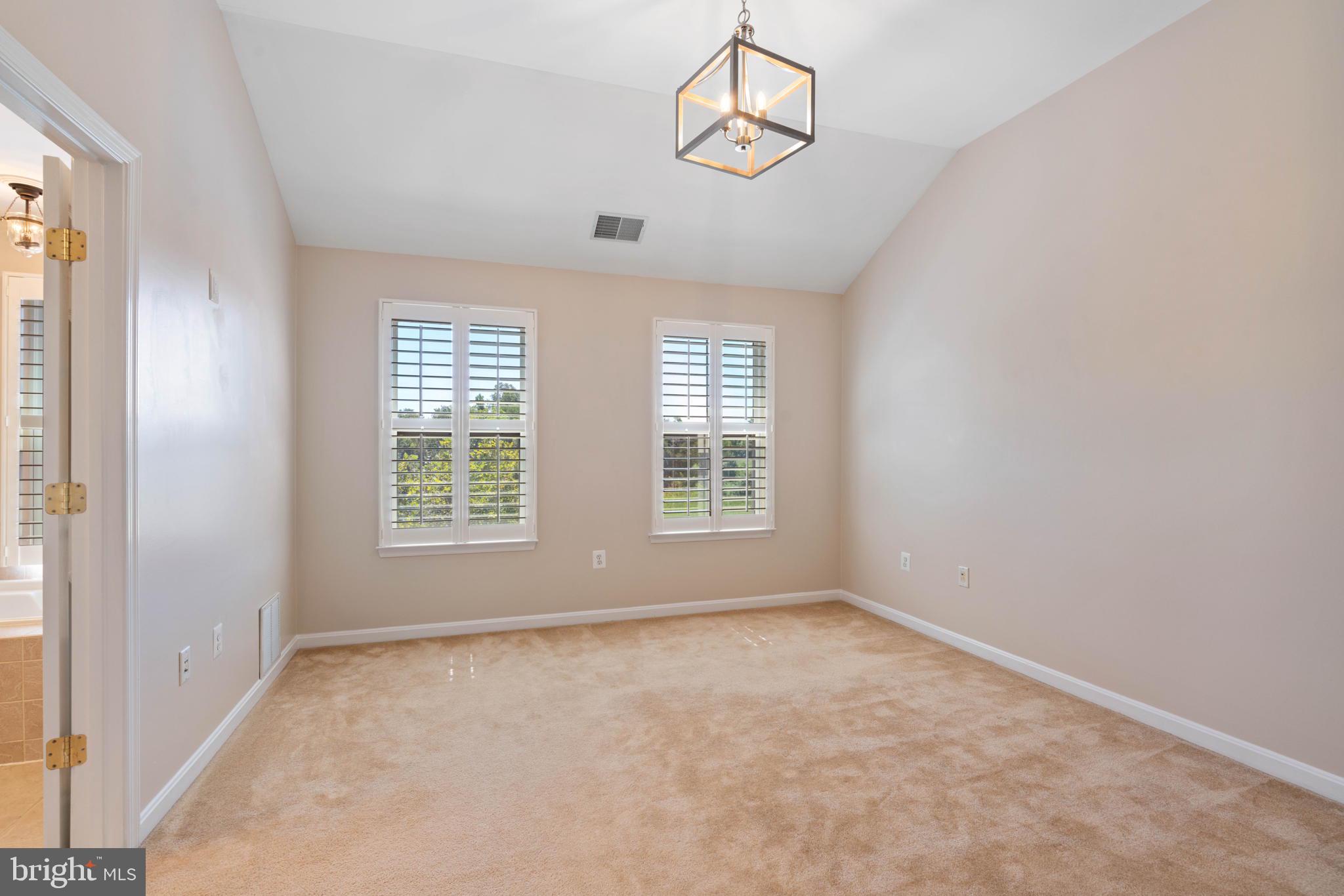 BELMONT TOWN CENTER - Residential