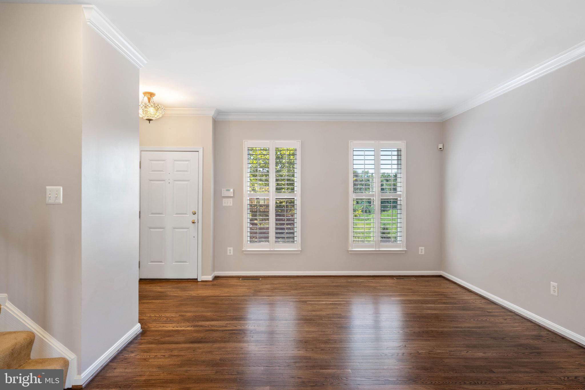 BELMONT TOWN CENTER - Residential