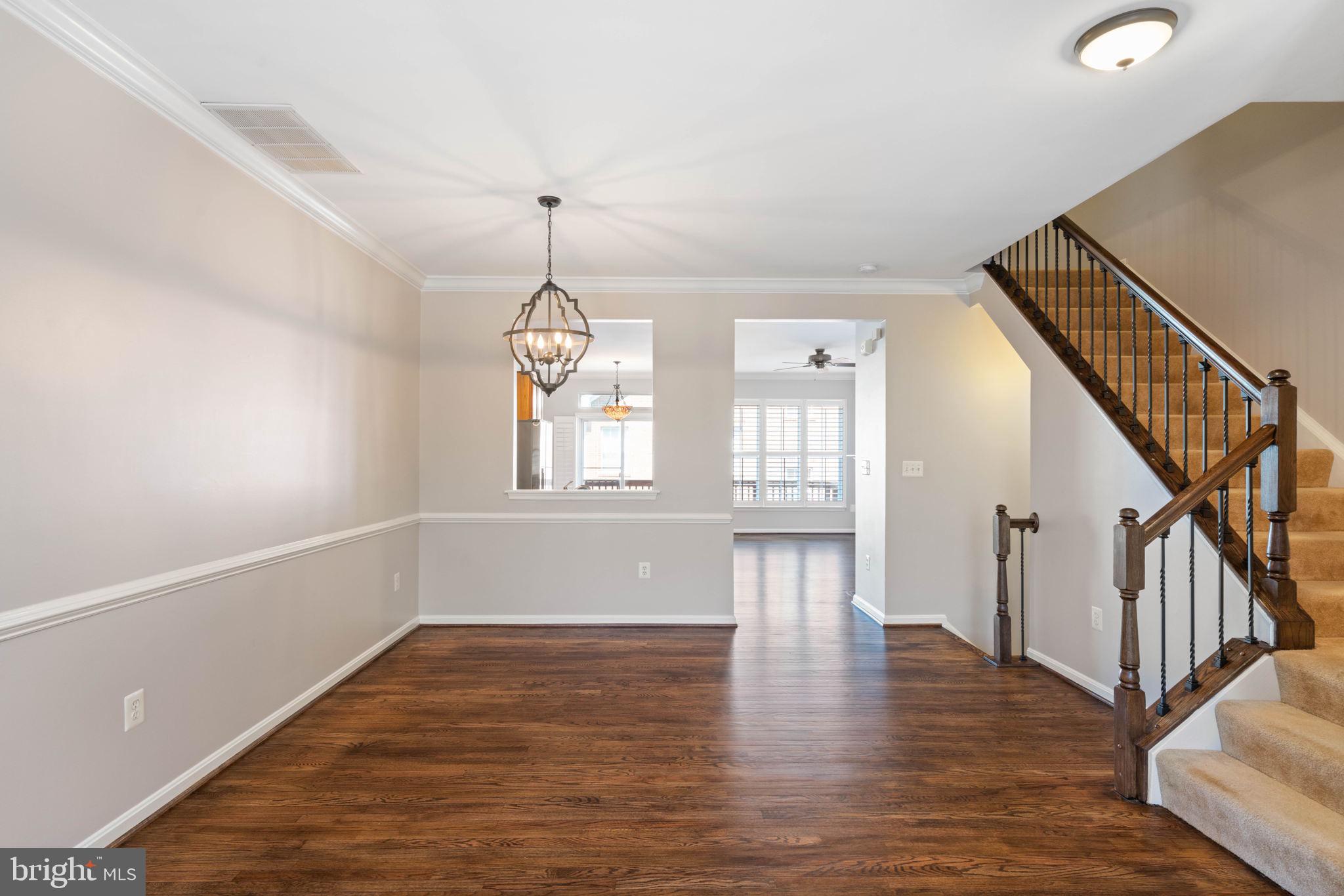 BELMONT TOWN CENTER - Residential