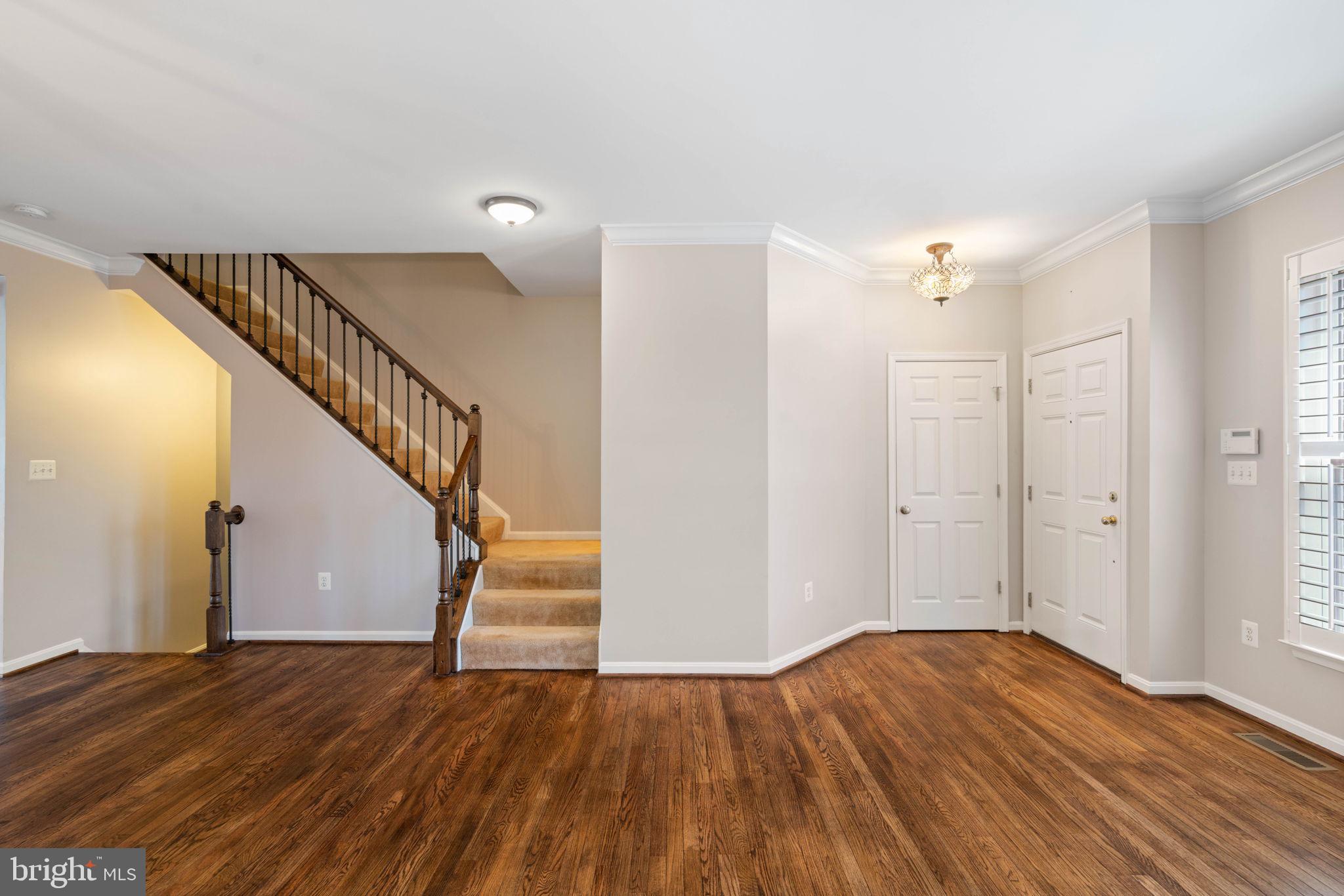 BELMONT TOWN CENTER - Residential