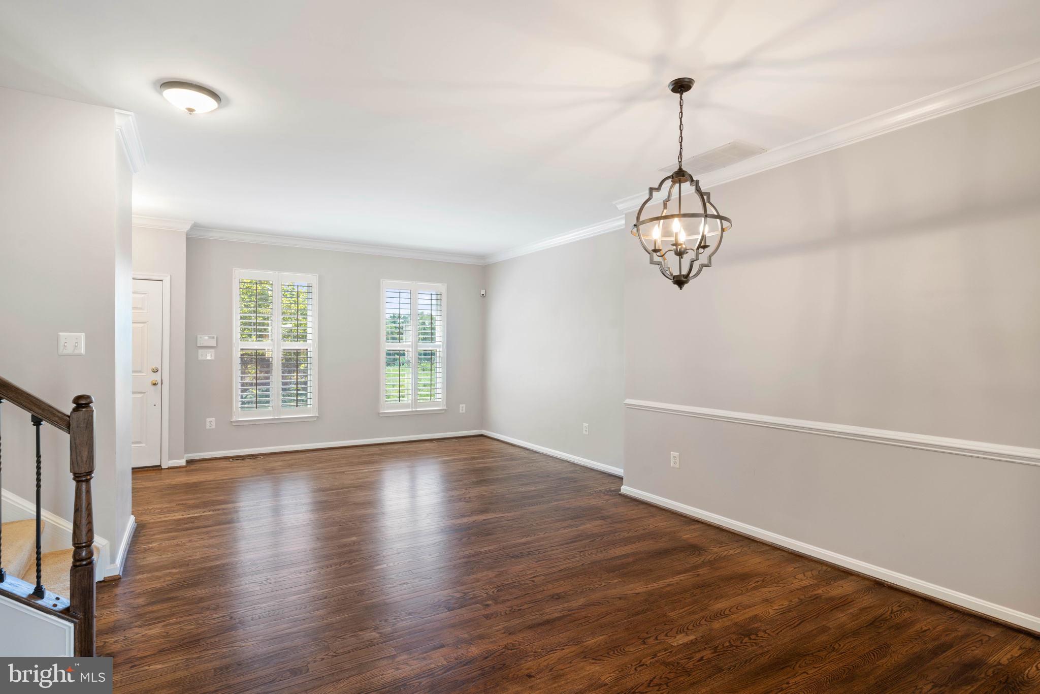 BELMONT TOWN CENTER - Residential