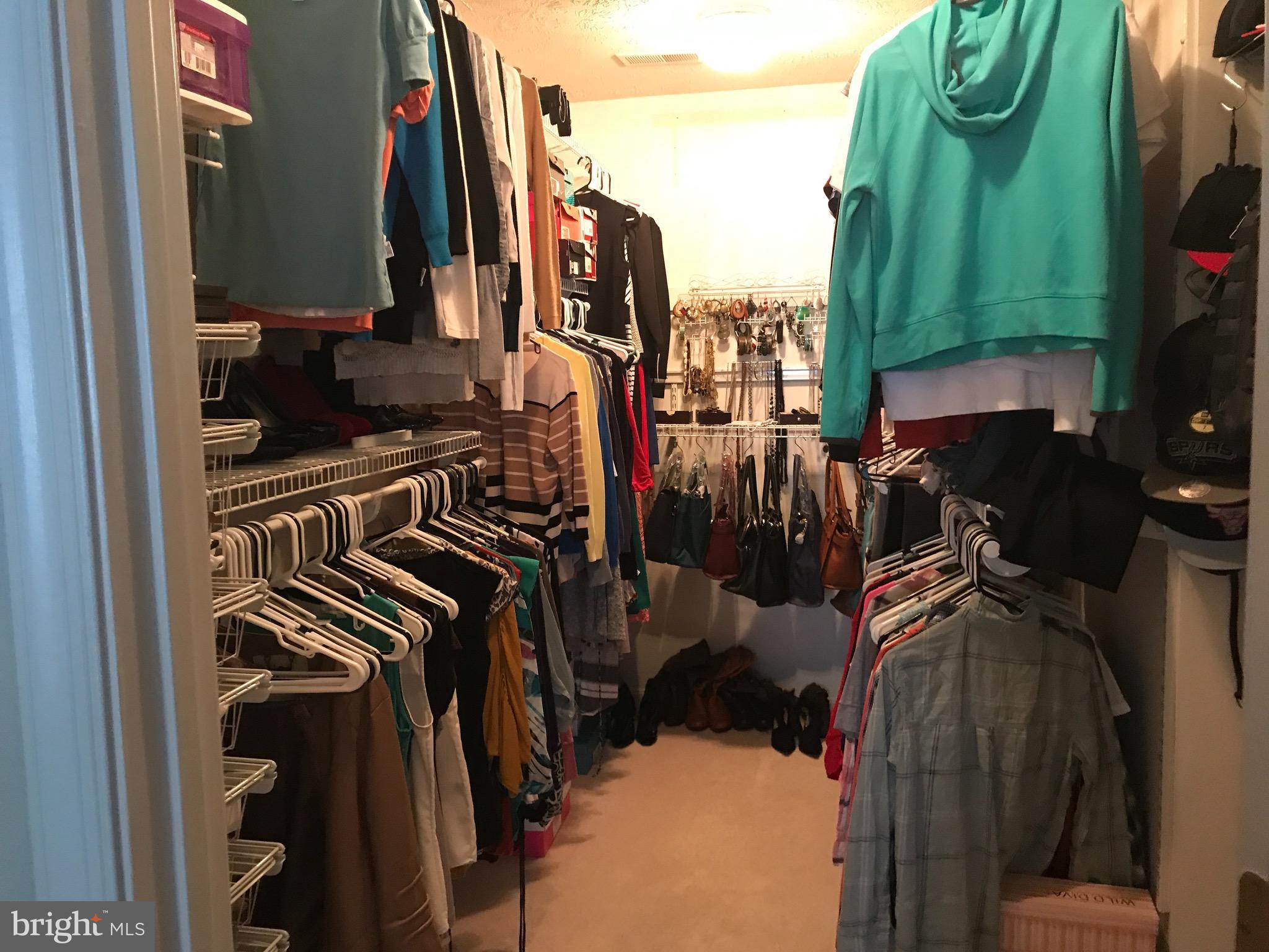 ST CHARLES SUB - SHEFFIELD - Residential Lease