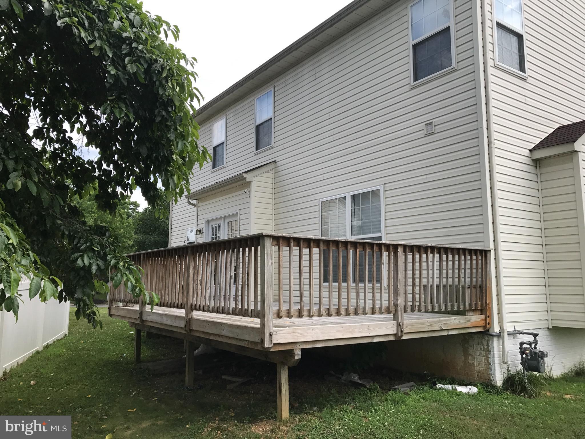 ST CHARLES SUB - SHEFFIELD - Residential Lease