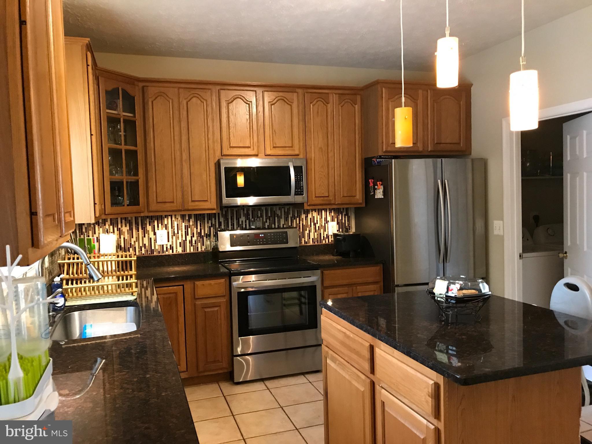 ST CHARLES SUB - SHEFFIELD - Residential Lease