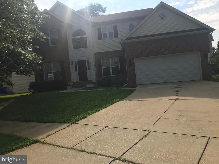 Immaculately kept! 4 Very large bedrooms, 2.5 bathrooms. Stainless steel appliances, Harwood floors, 2 car garage, soaking tub, Huge walking closet, deck and so much more. This colonial is perfectly located! Close to AFB, National harbor, DC.