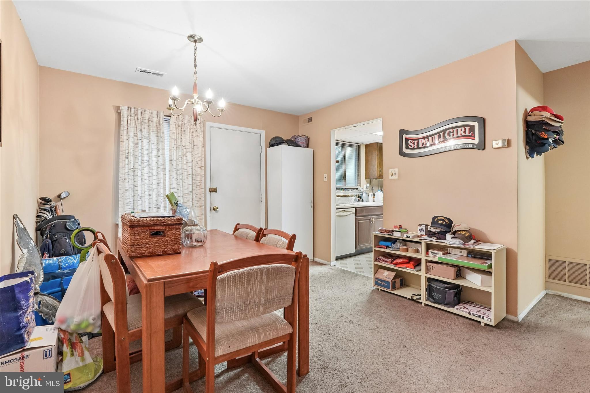4662 CANTERBURY COURT