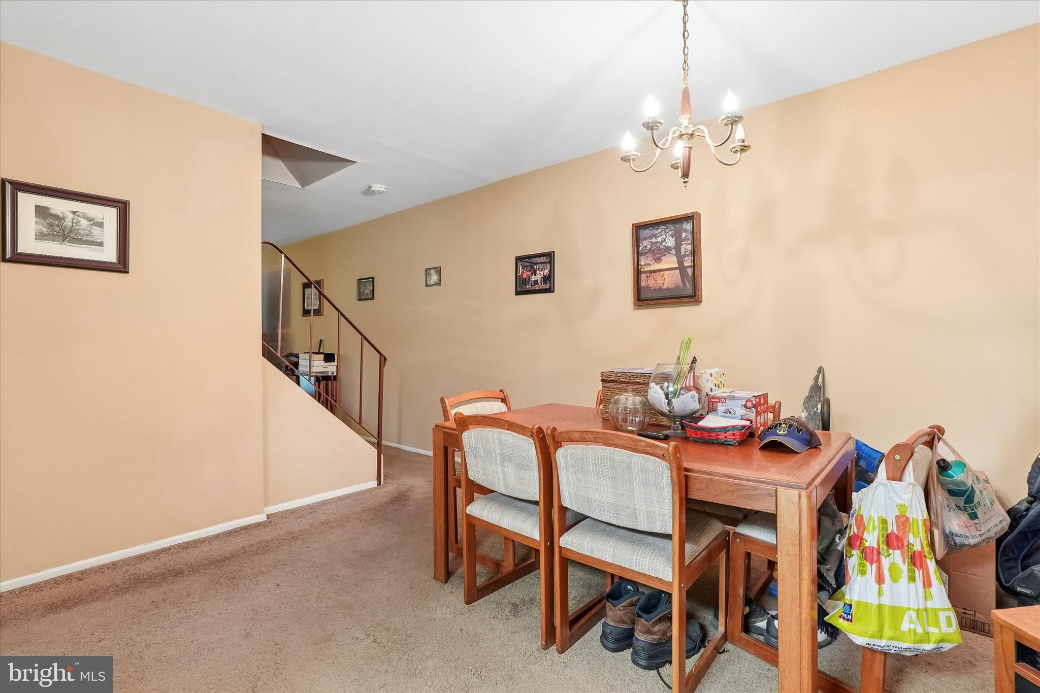 4662 CANTERBURY COURT